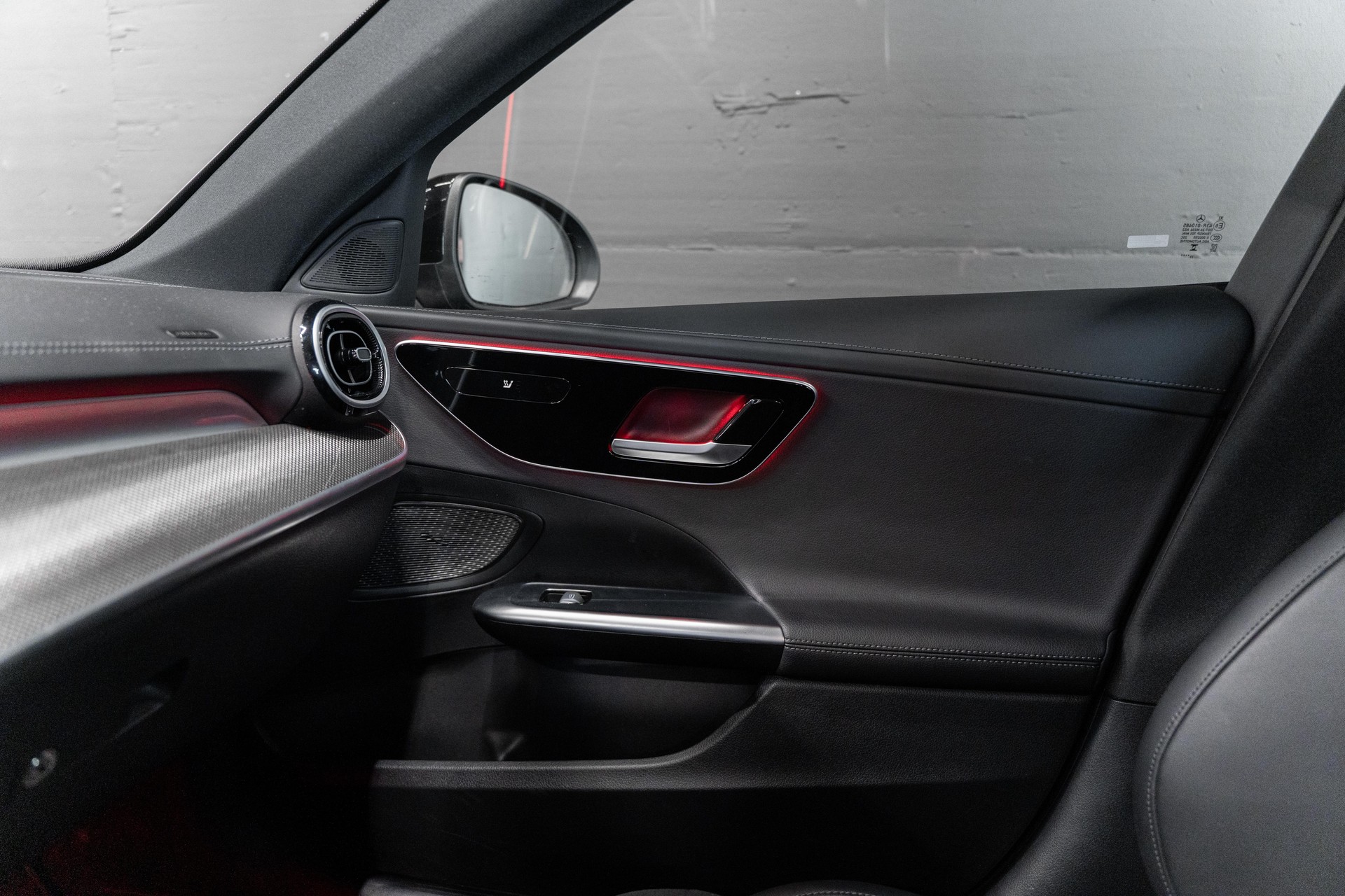 MERCEDES-BENZ C220d / Carbon Packet / Aero Felgen / Sitzheizung / Rückfahrkamera /-image-12
