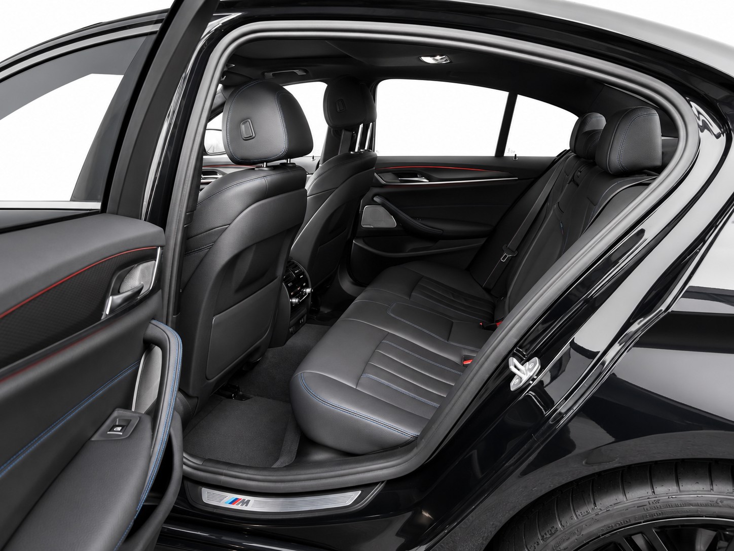 BMW 540d xDrive SAG M-SPORT CH FAHRZEUG-image-11