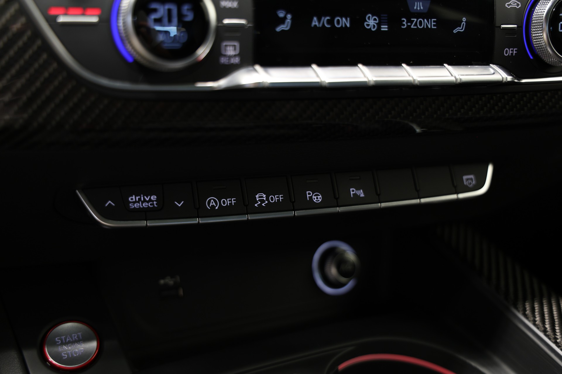 AUDI RS4 Avant 2.9 TFSI quattro tiptronic-image-26