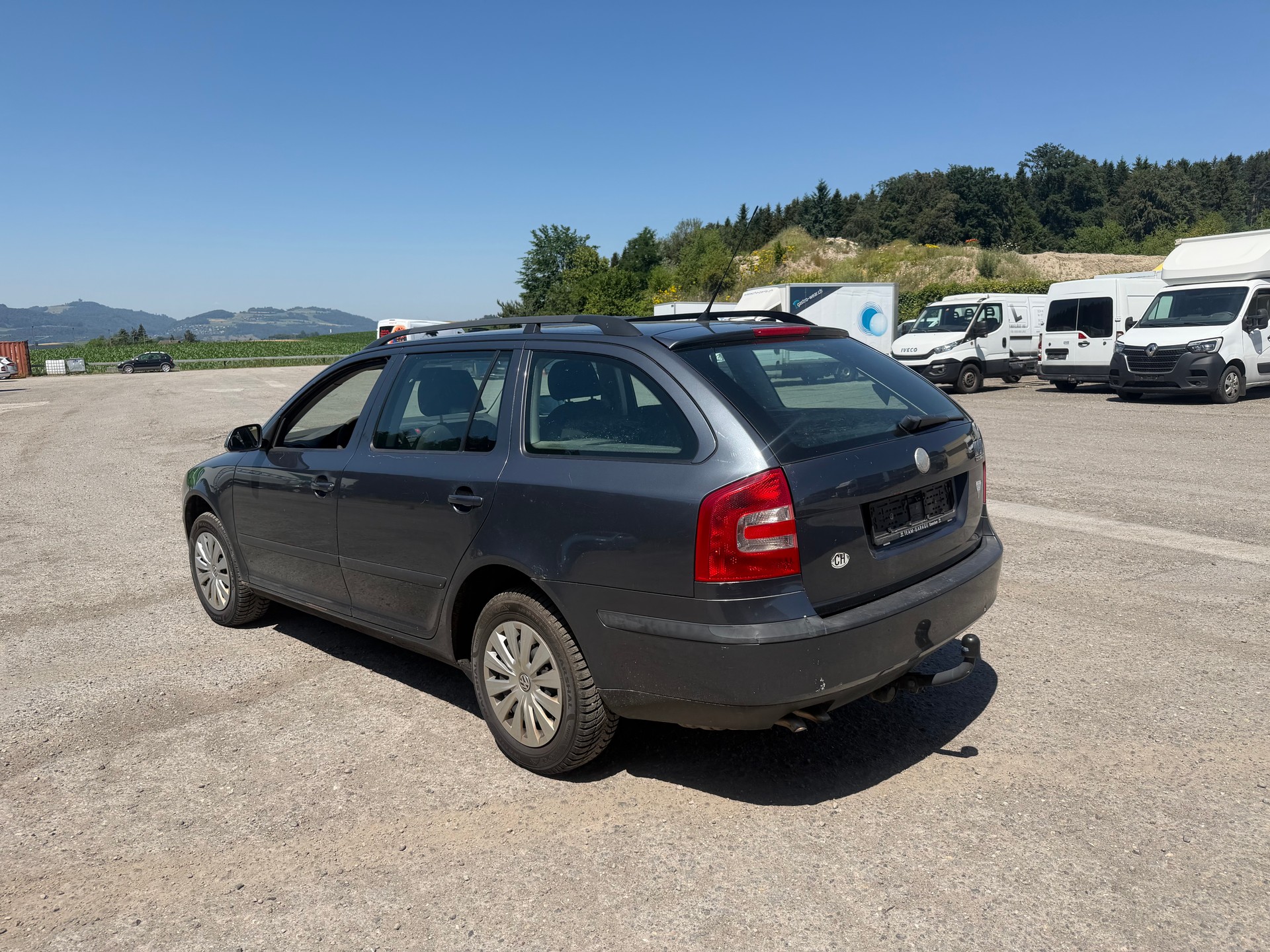 SKODA Octavia 1.9 TDI Swiss Adventure 4x4-image-2