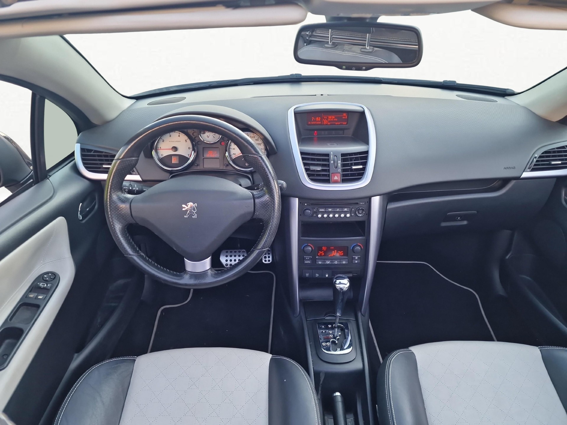 PEUGEOT 207 CC 1.6 16V Roland Garros-image-8