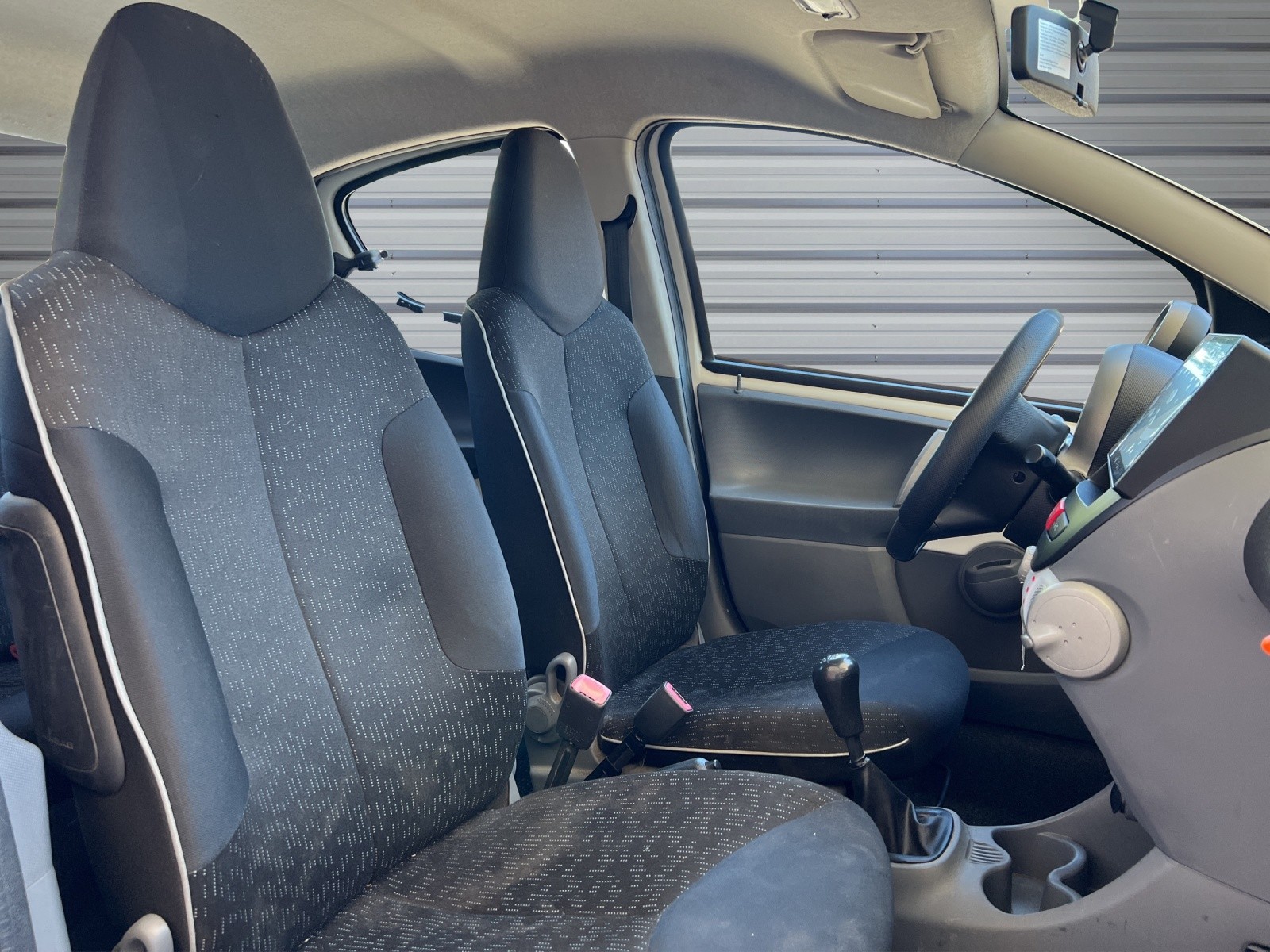 PEUGEOT 107 1.0 Trendy-image-10