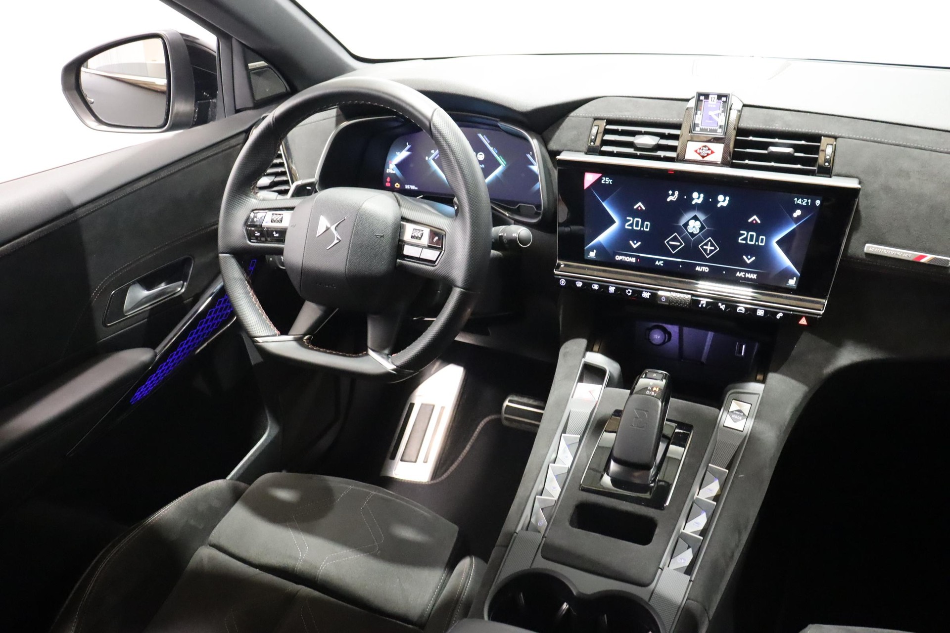 DS AUTOMOBILES 7 Crossback 1.6 E-Tense Performance Line 4x4-image-7