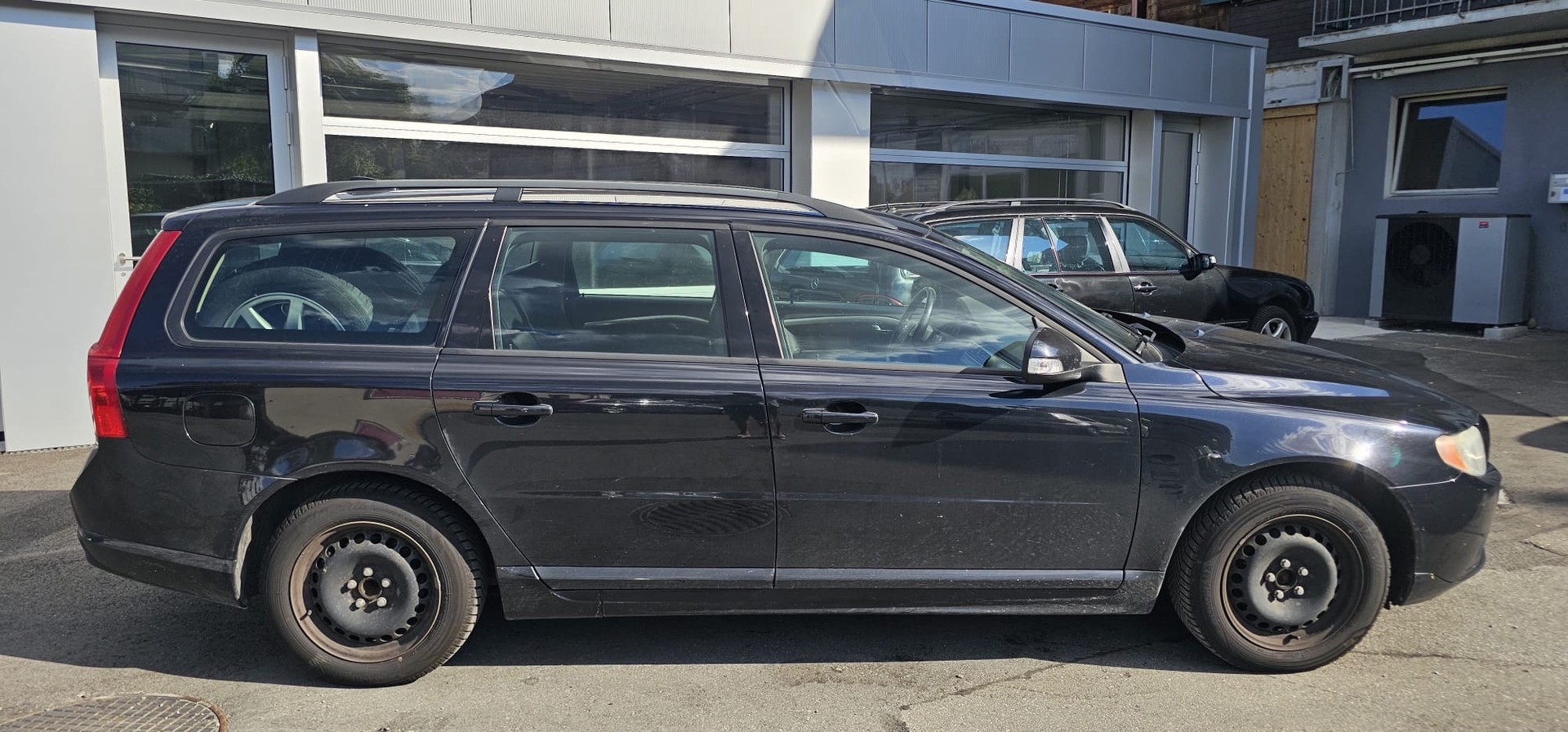 VOLVO V70 2.0D Momentum-image-5