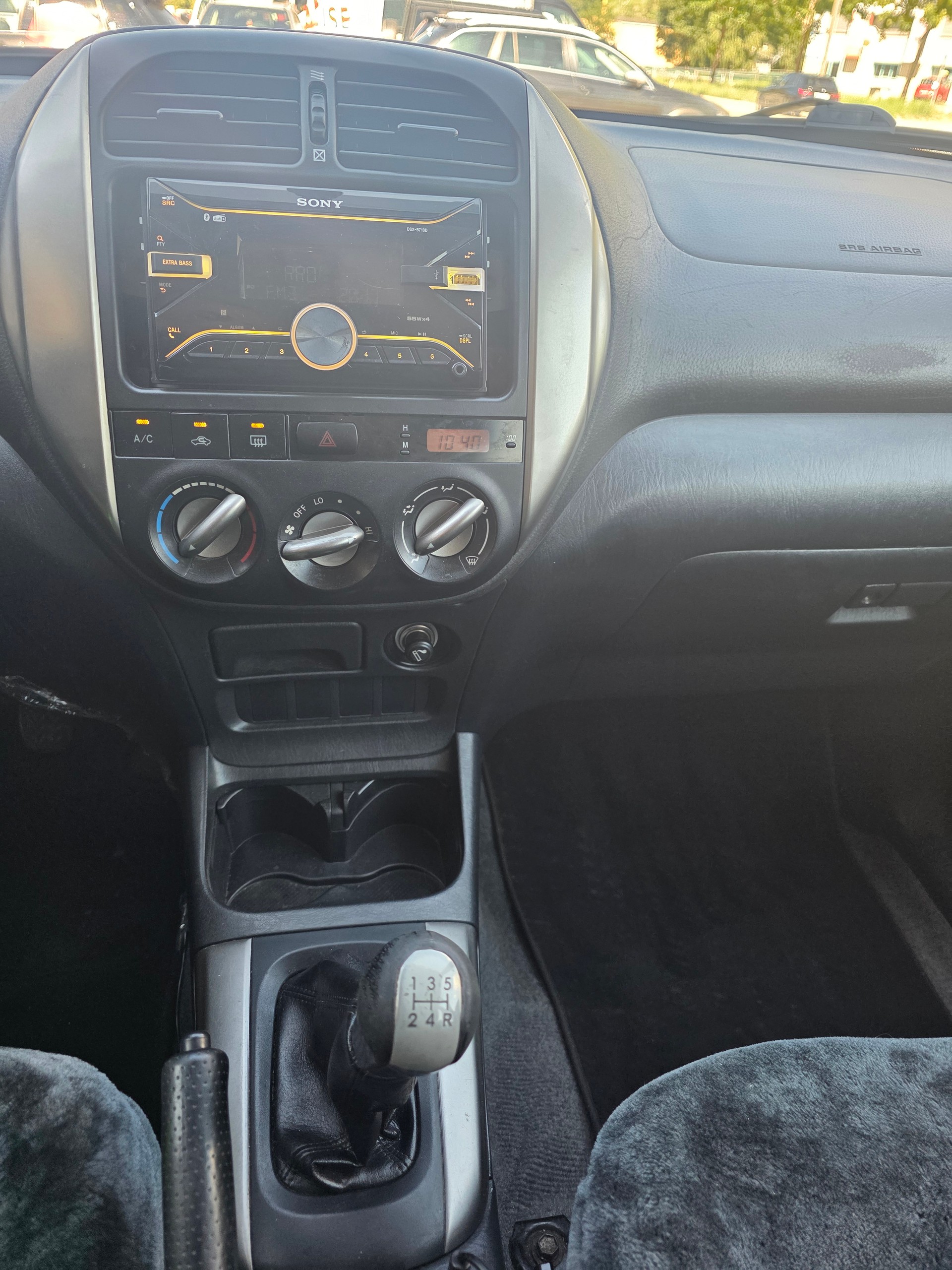 TOYOTA RAV-4 2.0 16V Mountain-image-14