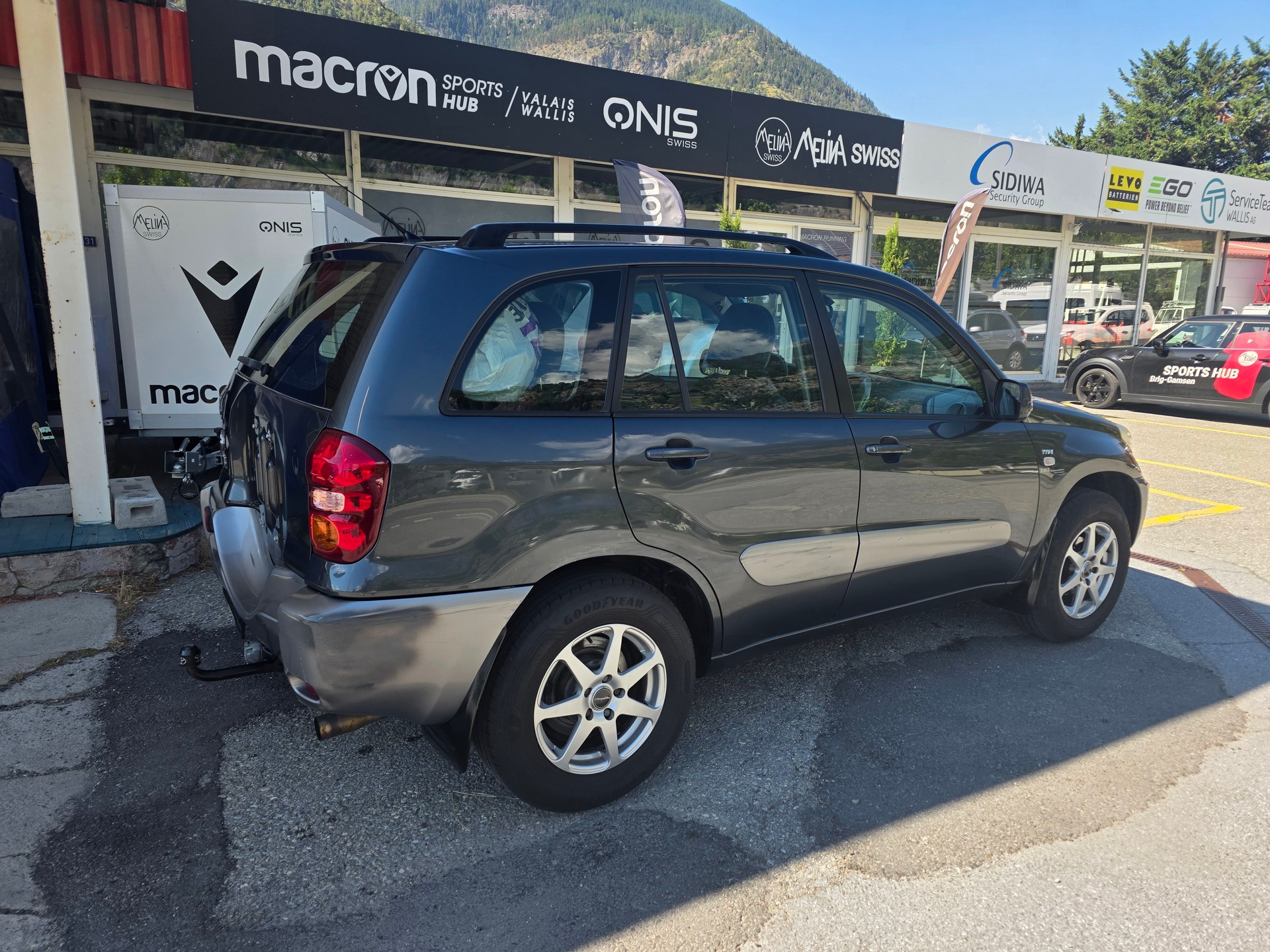 TOYOTA RAV-4 2.0 16V Mountain-image-6