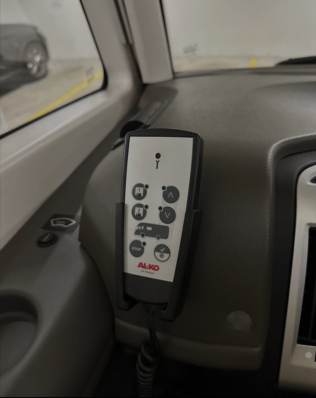 ADRIA 710 SL Suprem-image-11