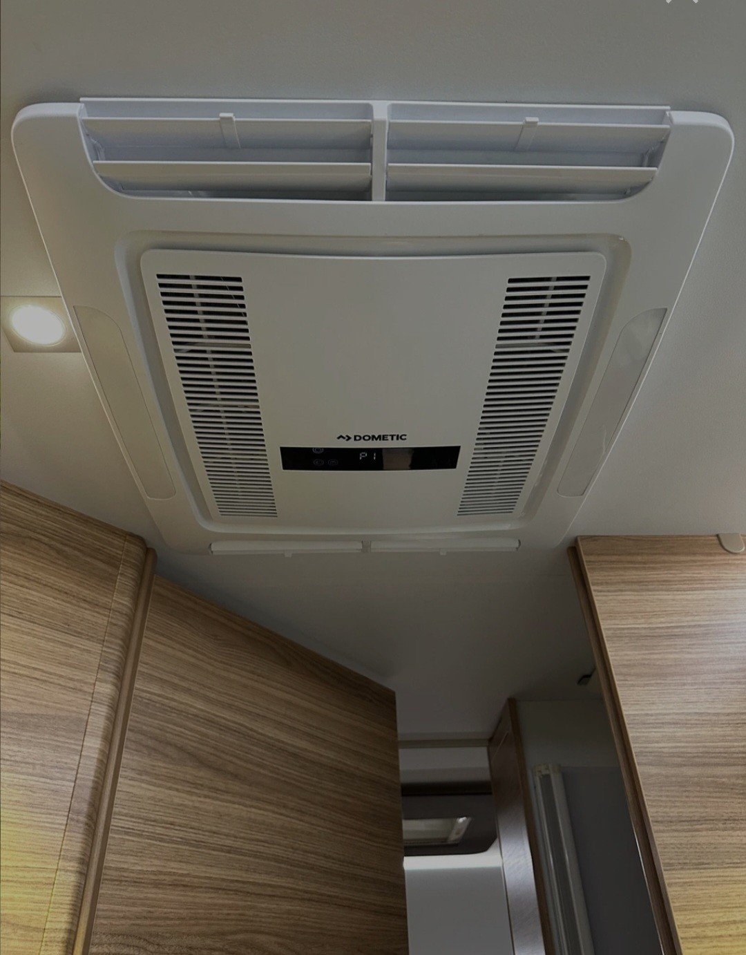 ADRIA 710 SL Suprem-image-10
