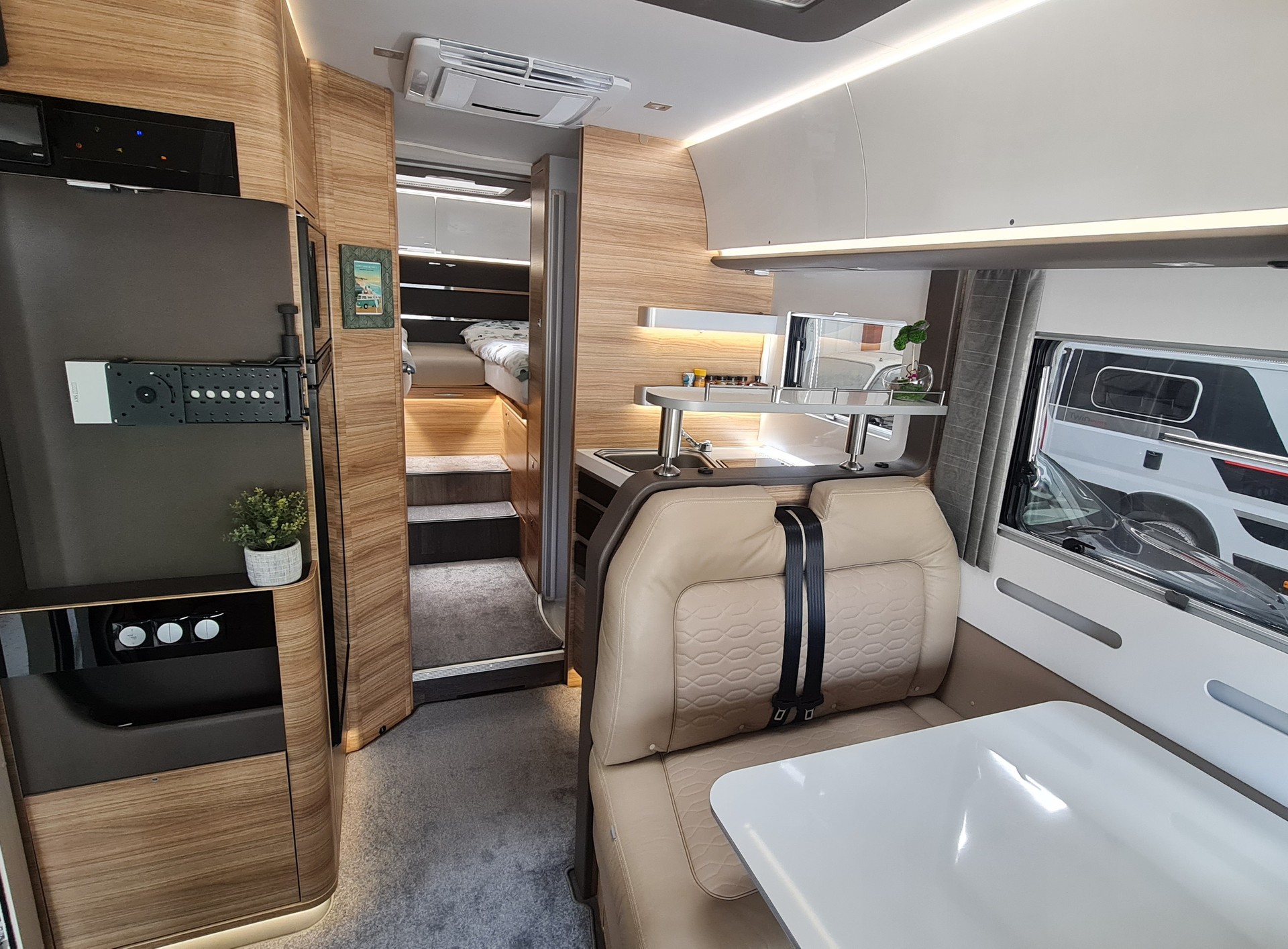 ADRIA 710 SL Suprem-image-1
