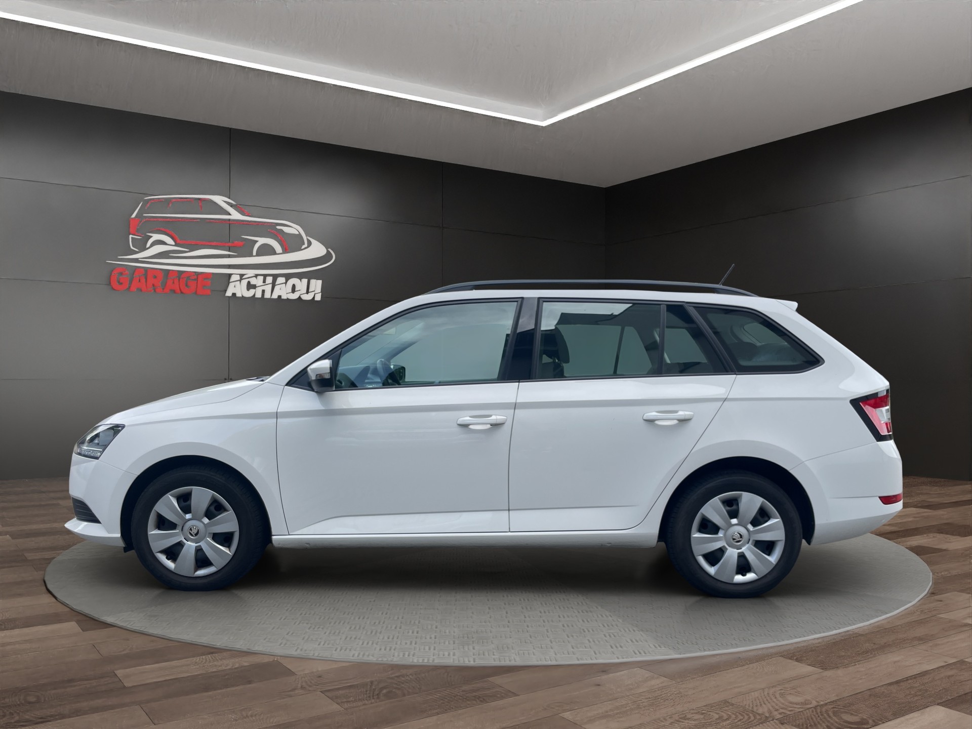 SKODA Fabia Combi 1.0 MPI Ambition-image-2