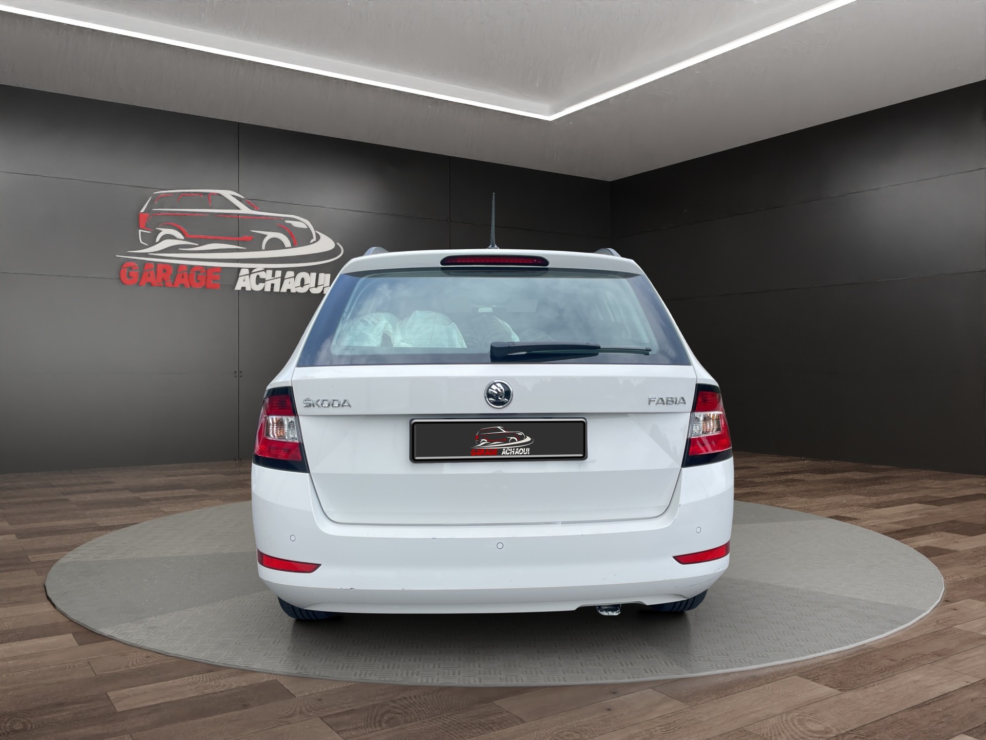 SKODA Fabia Combi 1.0 MPI Ambition-image-4