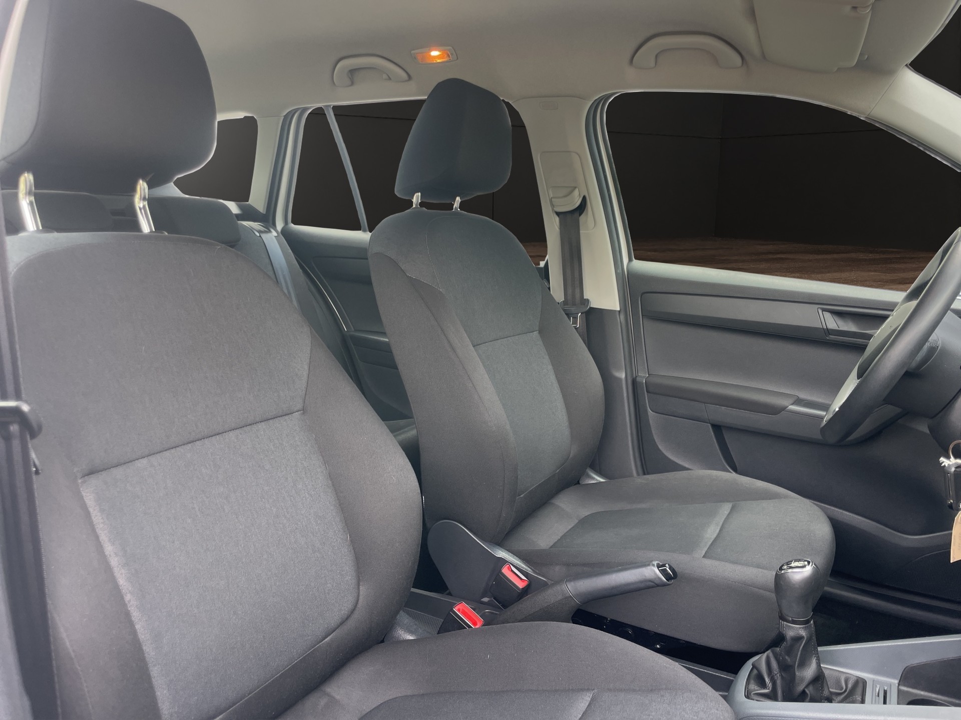 SKODA Fabia Combi 1.0 MPI Ambition-image-12