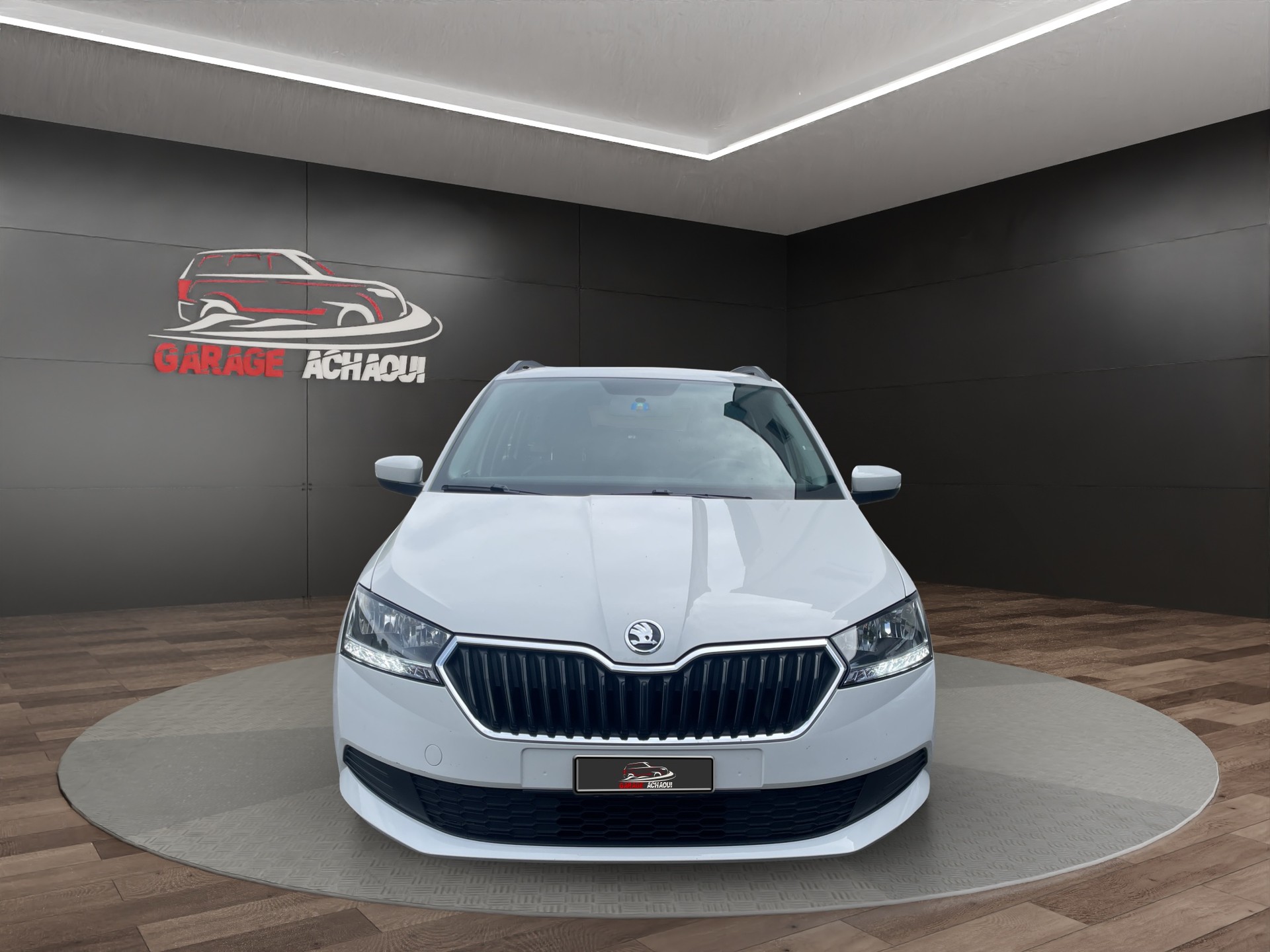 SKODA Fabia Combi 1.0 MPI Ambition-image-0