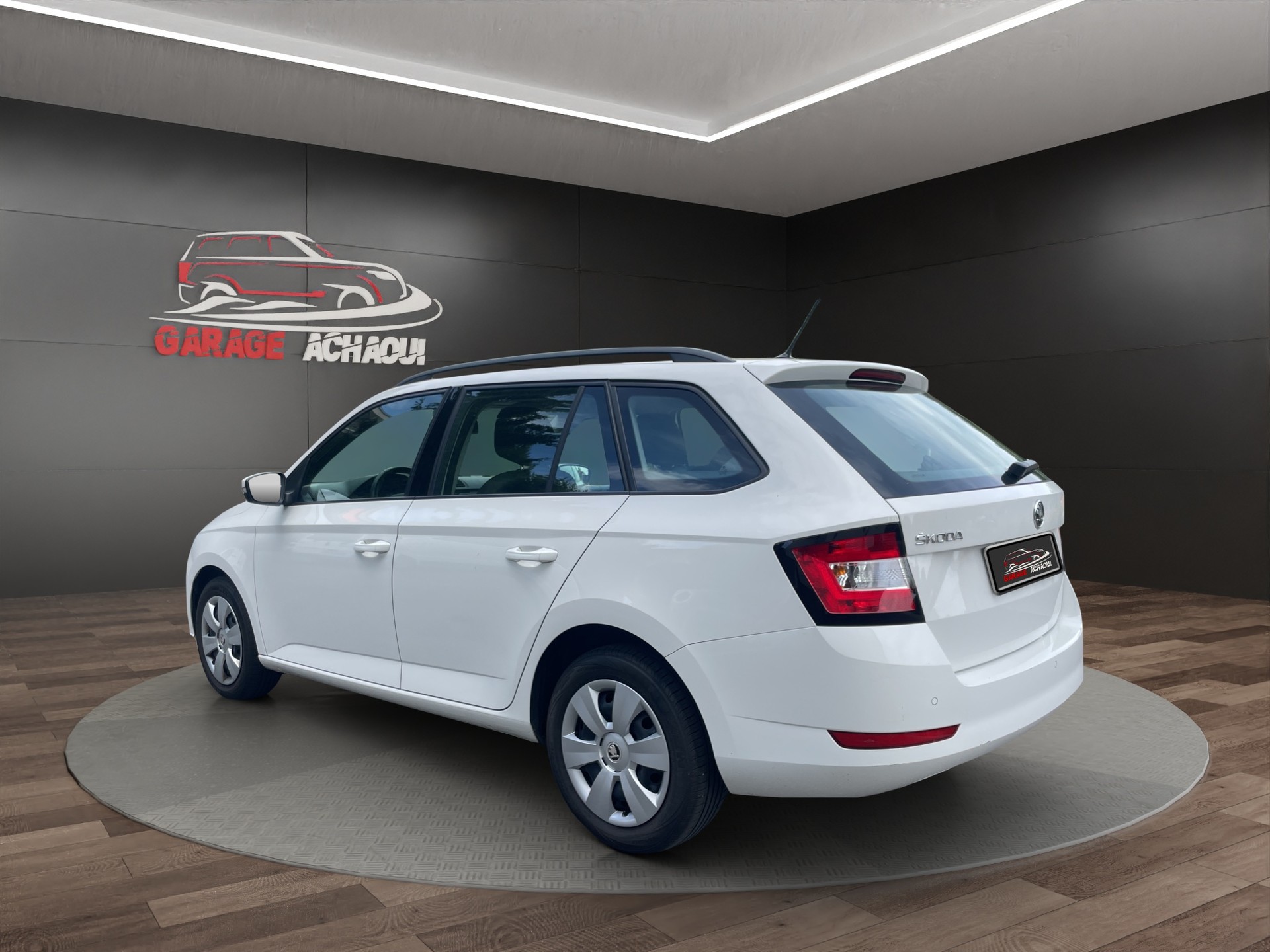 SKODA Fabia Combi 1.0 MPI Ambition-image-3