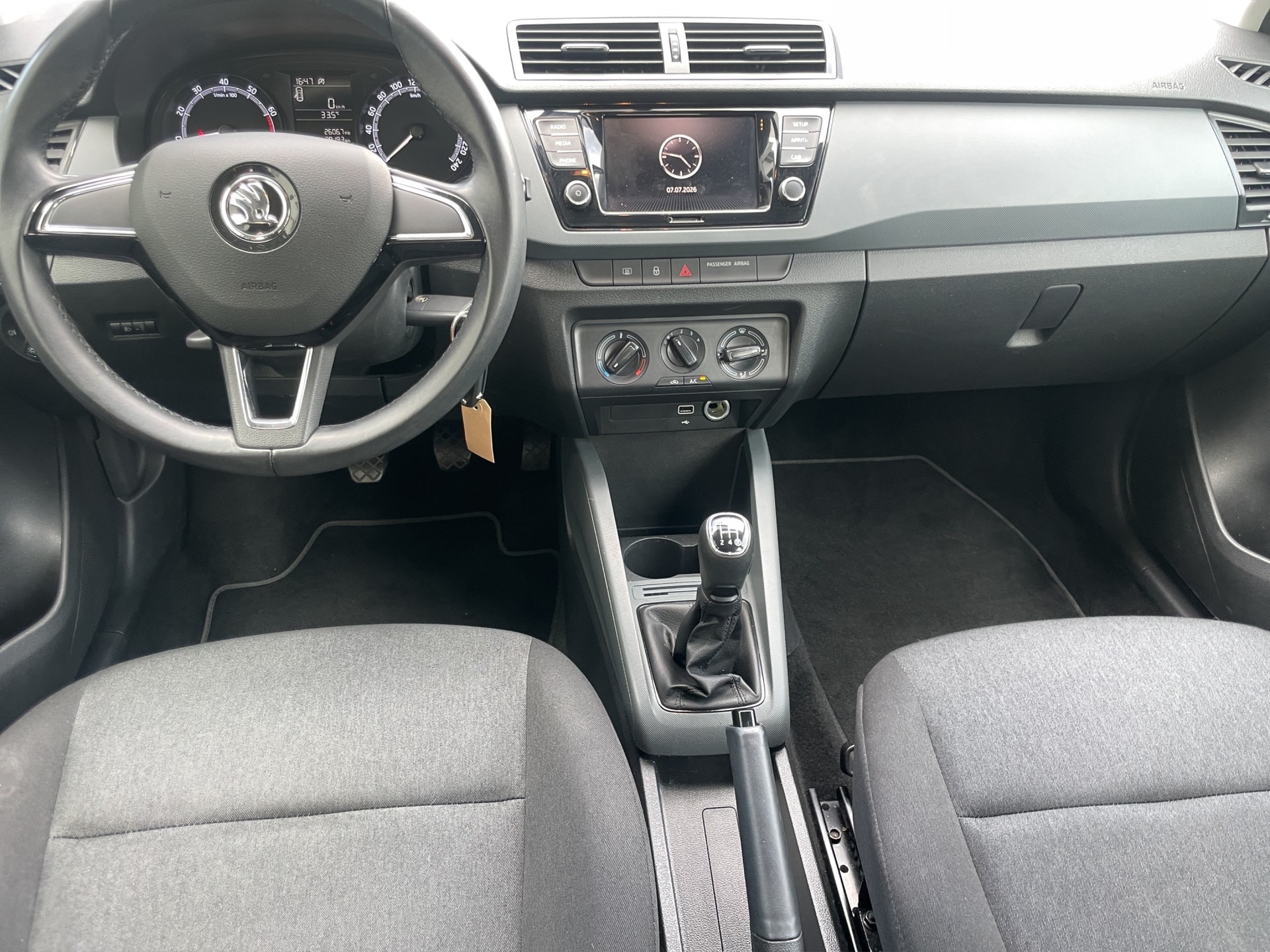 SKODA Fabia Combi 1.0 MPI Ambition-image-11