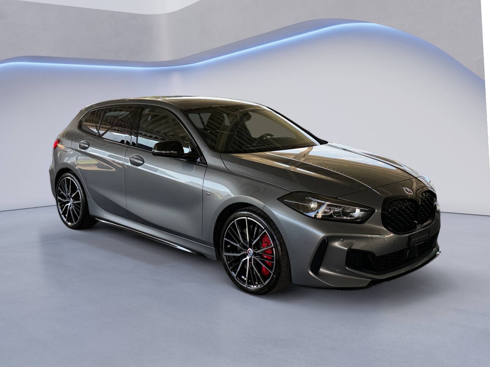 BMW M135i xDrive-image-6