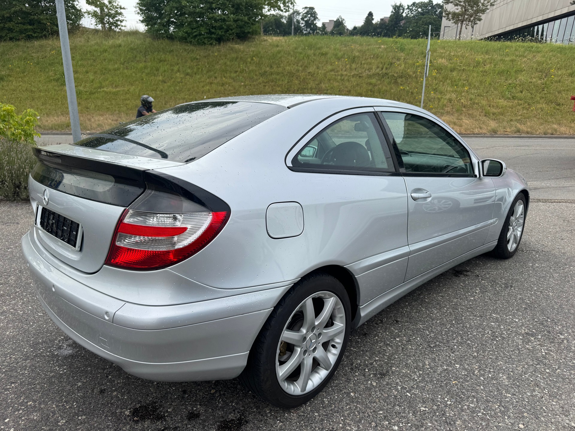 MERCEDES-BENZ C 200 K Sport Edition-image-3