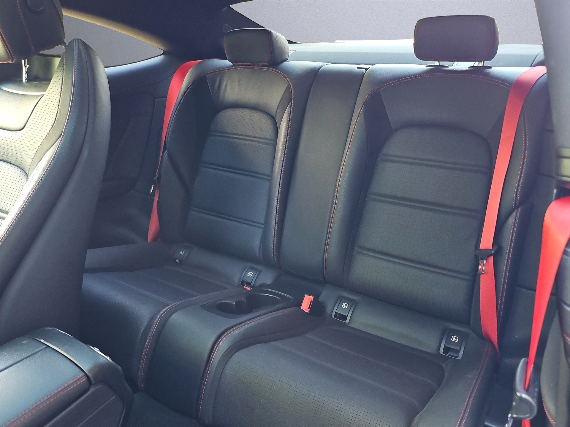 MERCEDES-BENZ C 43 AMG 4Matic 9G-tronic-image-7