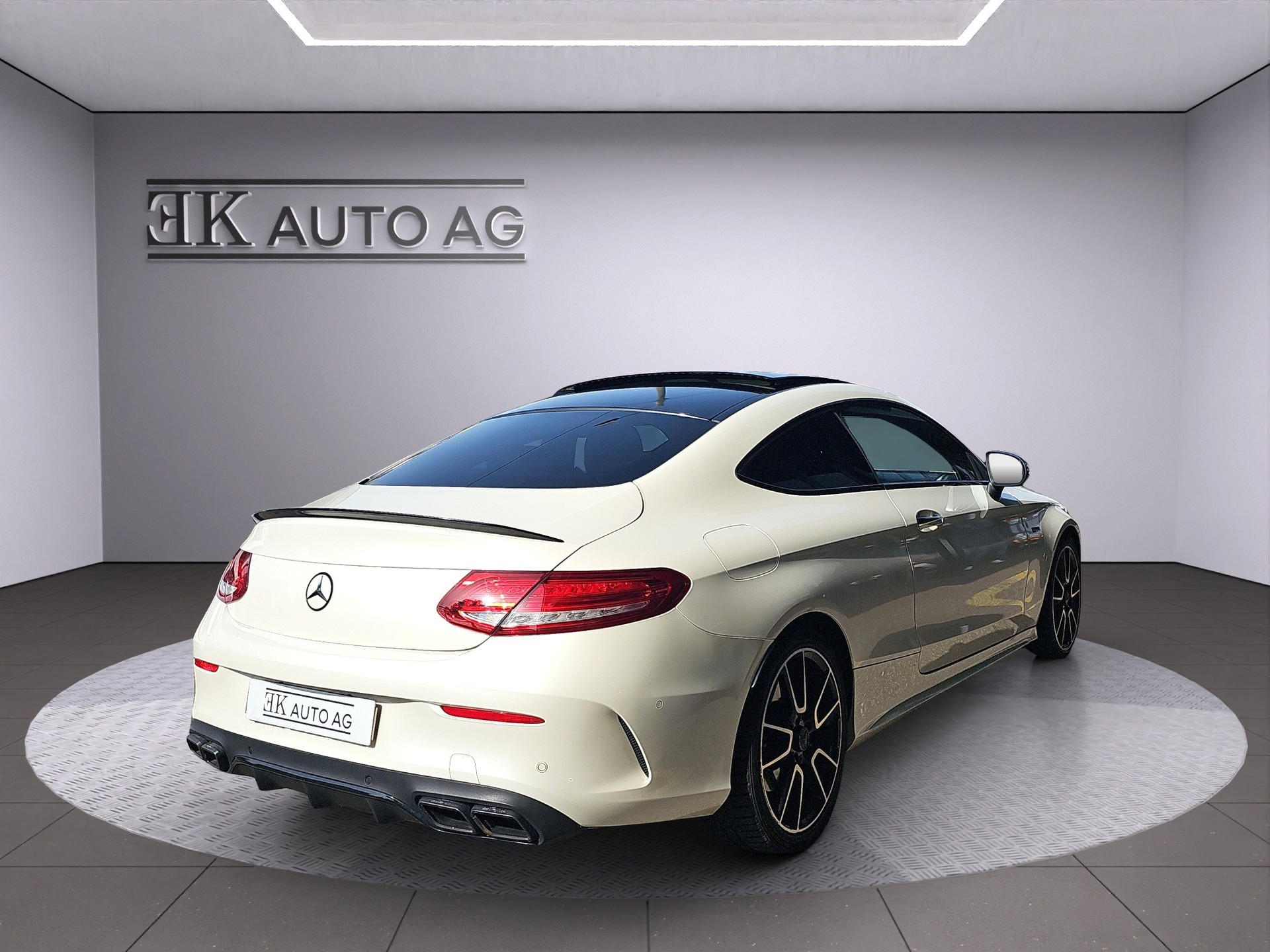 MERCEDES-BENZ C 43 AMG 4Matic 9G-tronic-image-4