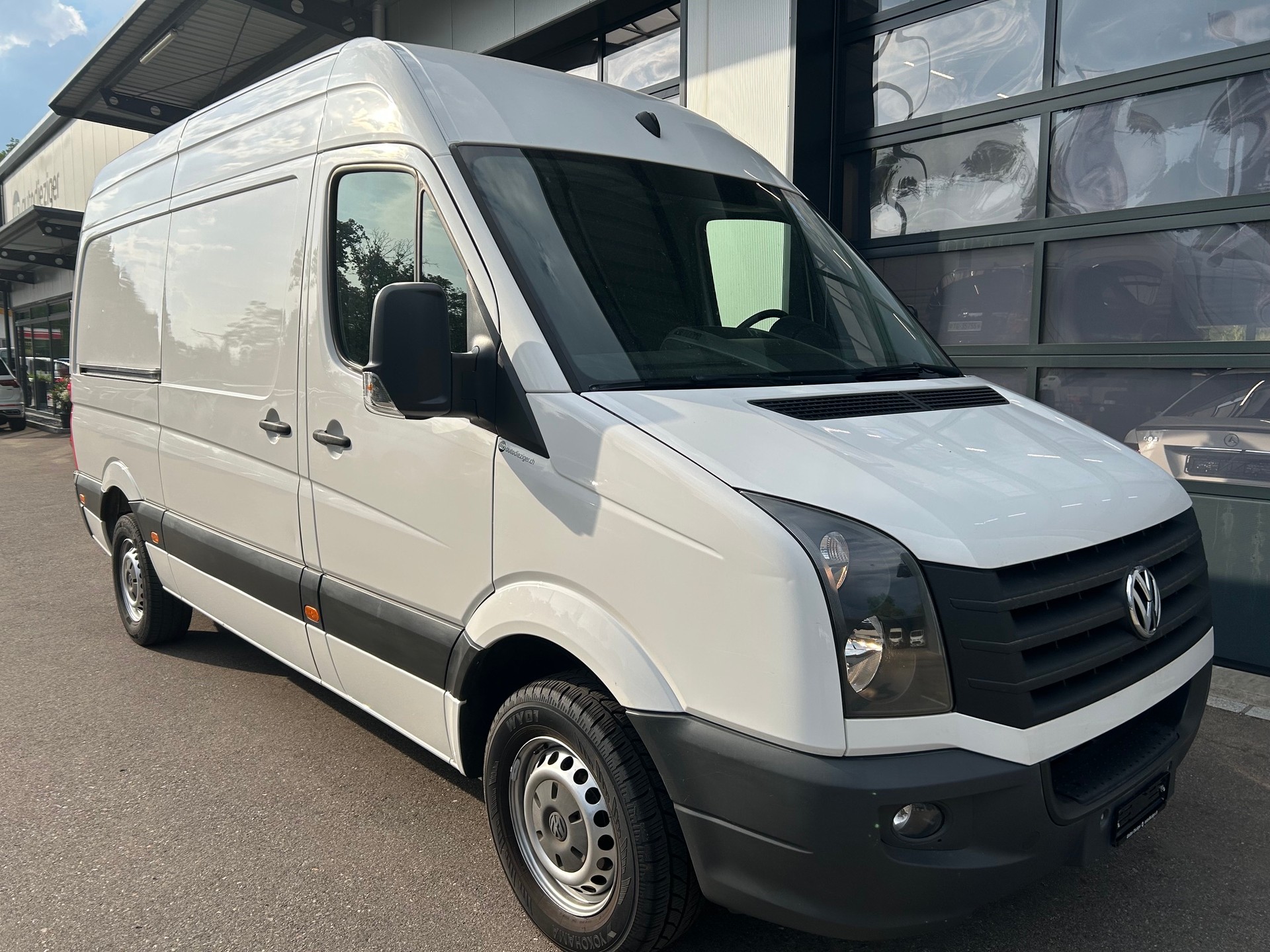 VW Crafter 35 2.0 TDI CR-image-2