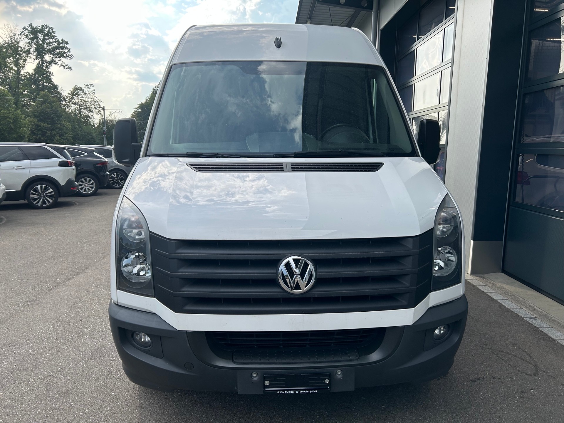 VW Crafter 35 2.0 TDI CR-image-1