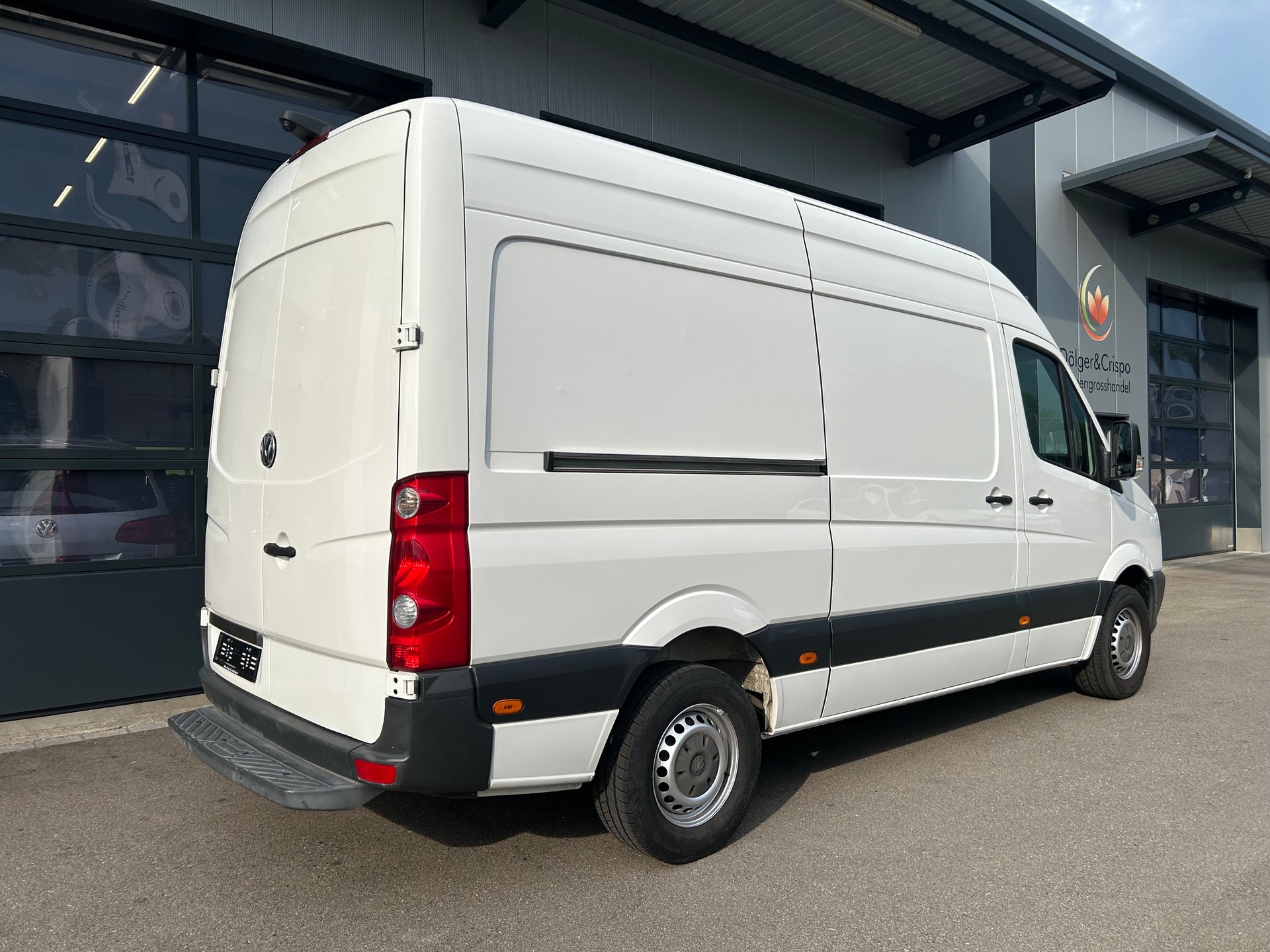 VW Crafter 35 2.0 TDI CR-image-3