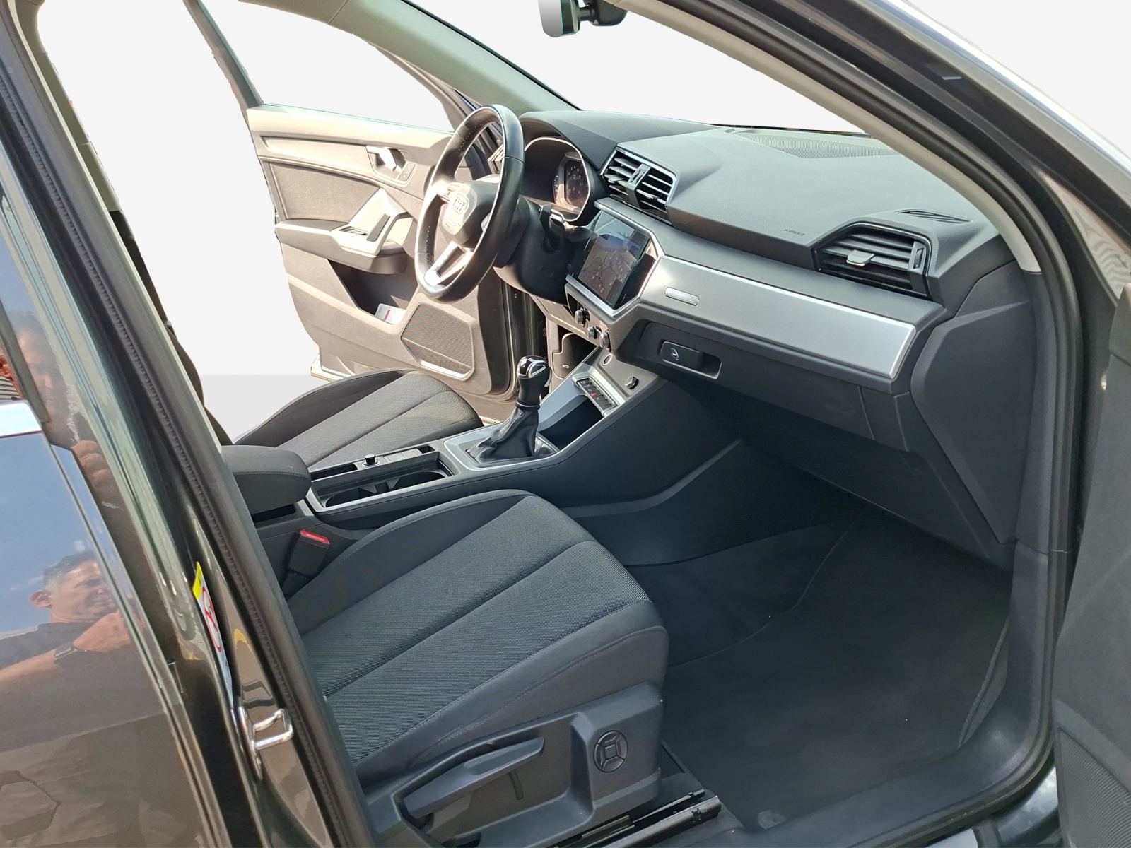 AUDI Q3 Sportback 45 TFSI e S line S-tronic-image-13