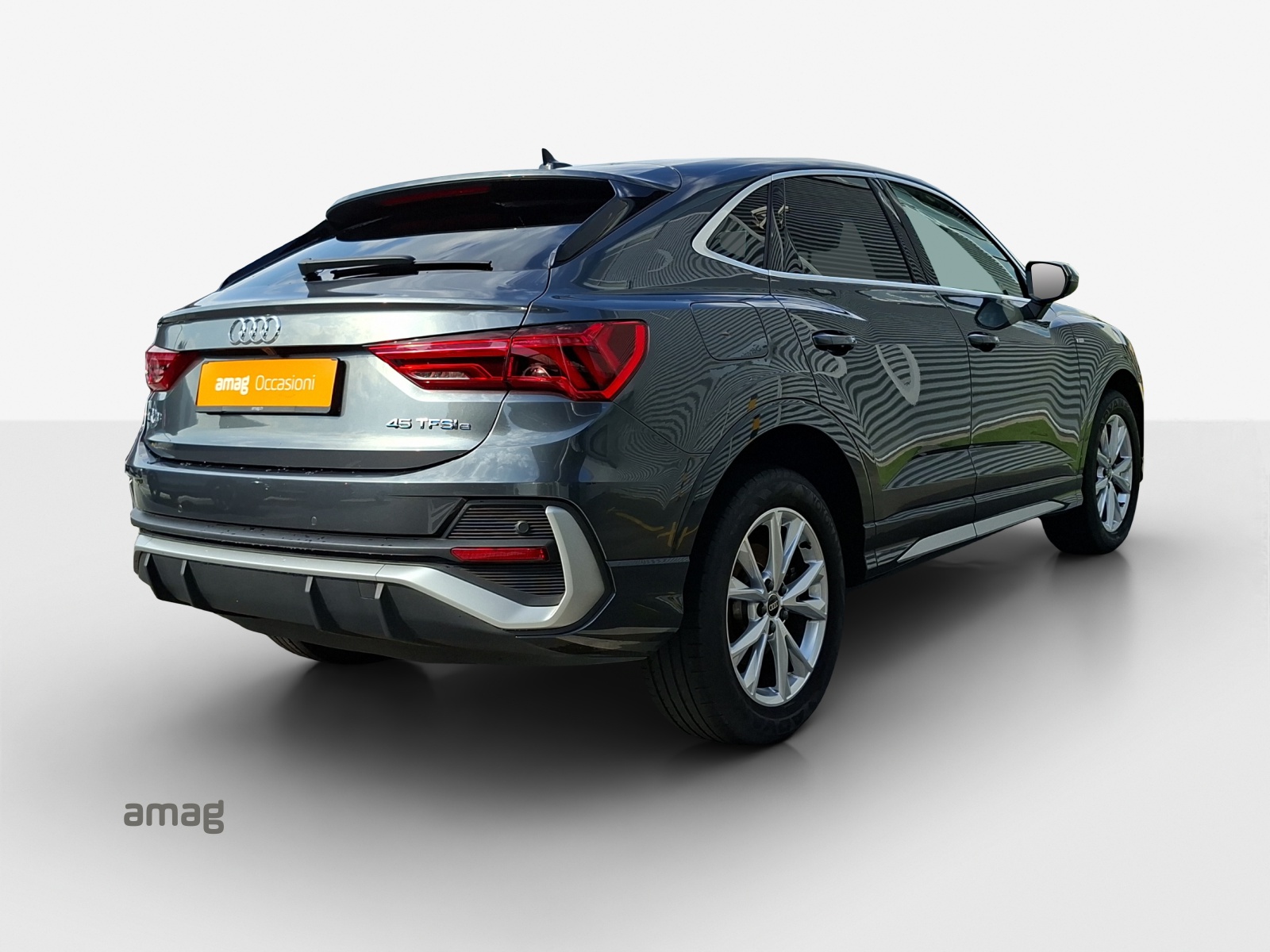 AUDI Q3 Sportback 45 TFSI e S line S-tronic-image-5