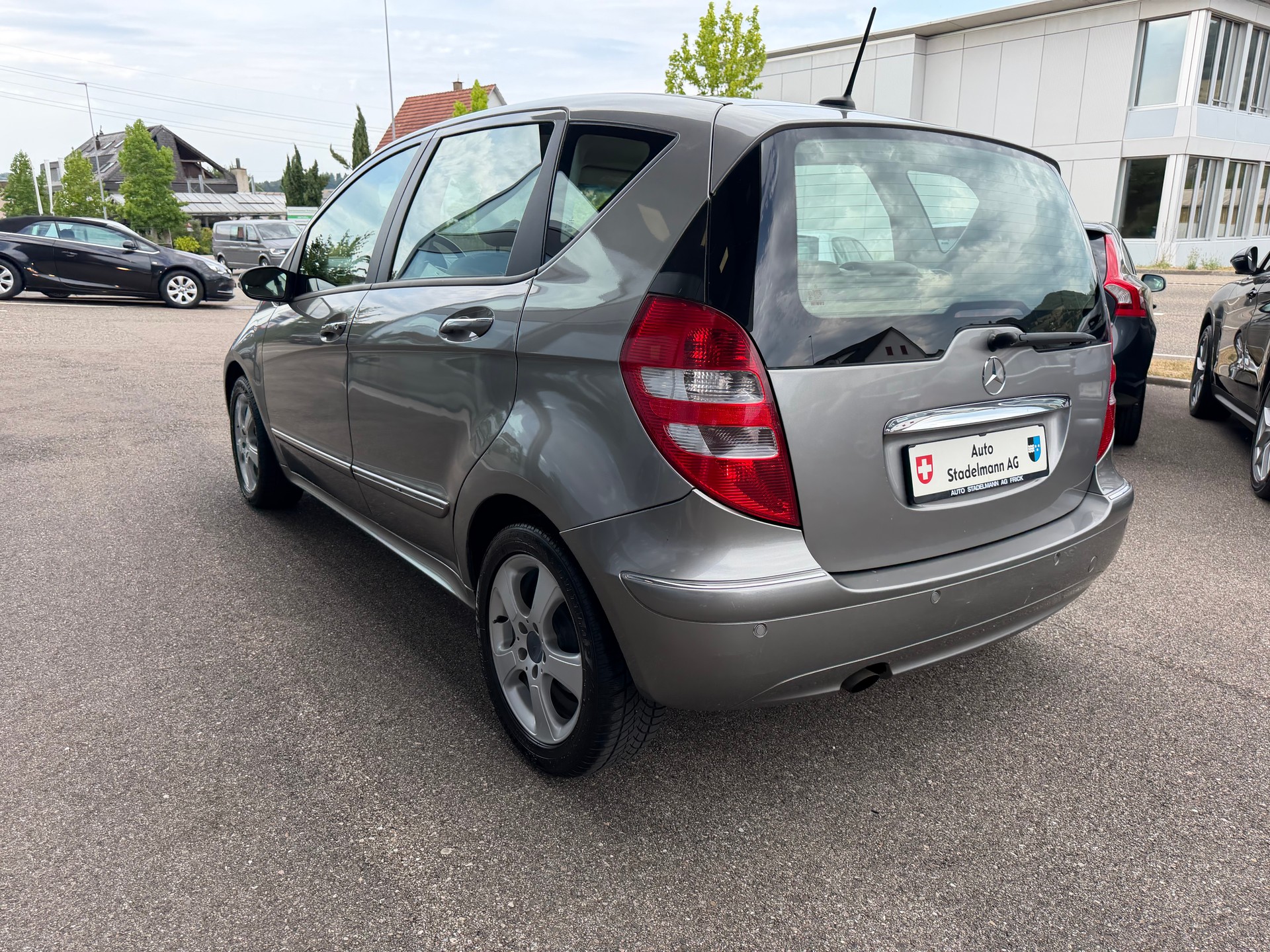 MERCEDES-BENZ A 200 Elégance **Automat**-image-5