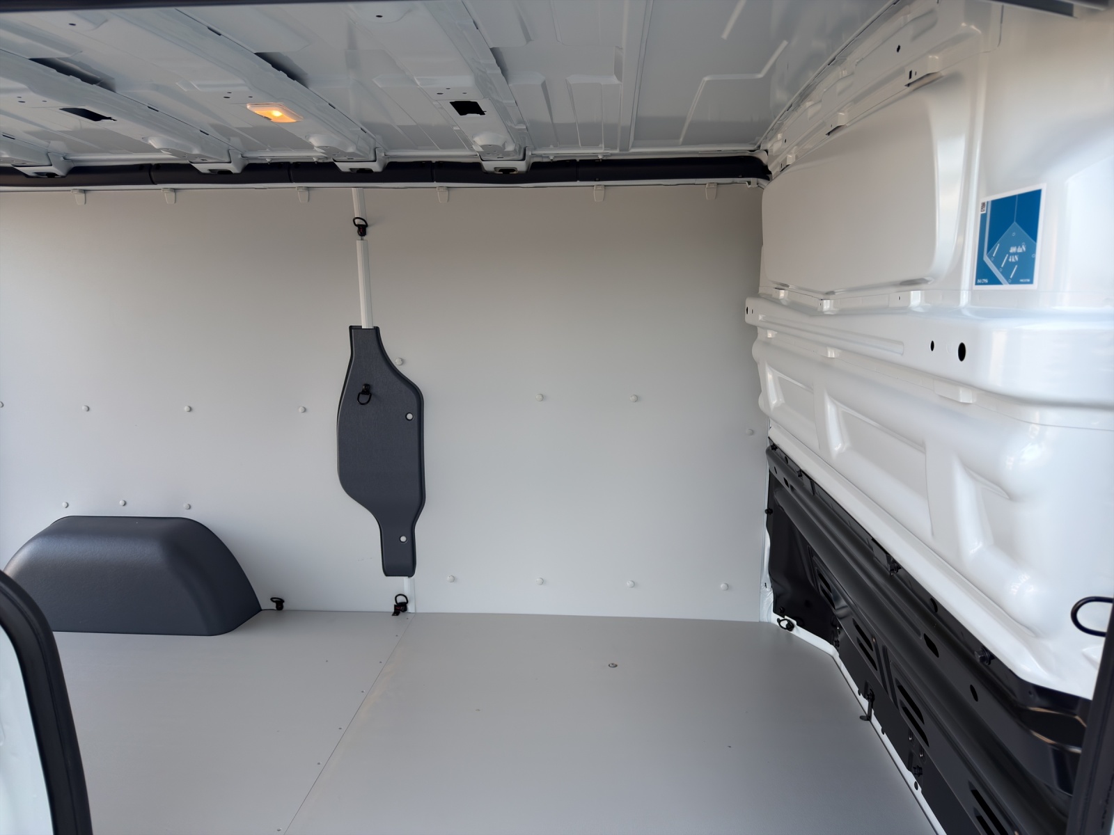 RENAULT Trafic 2.0 Blue dCi 130 Start L2H1 EN-image-10