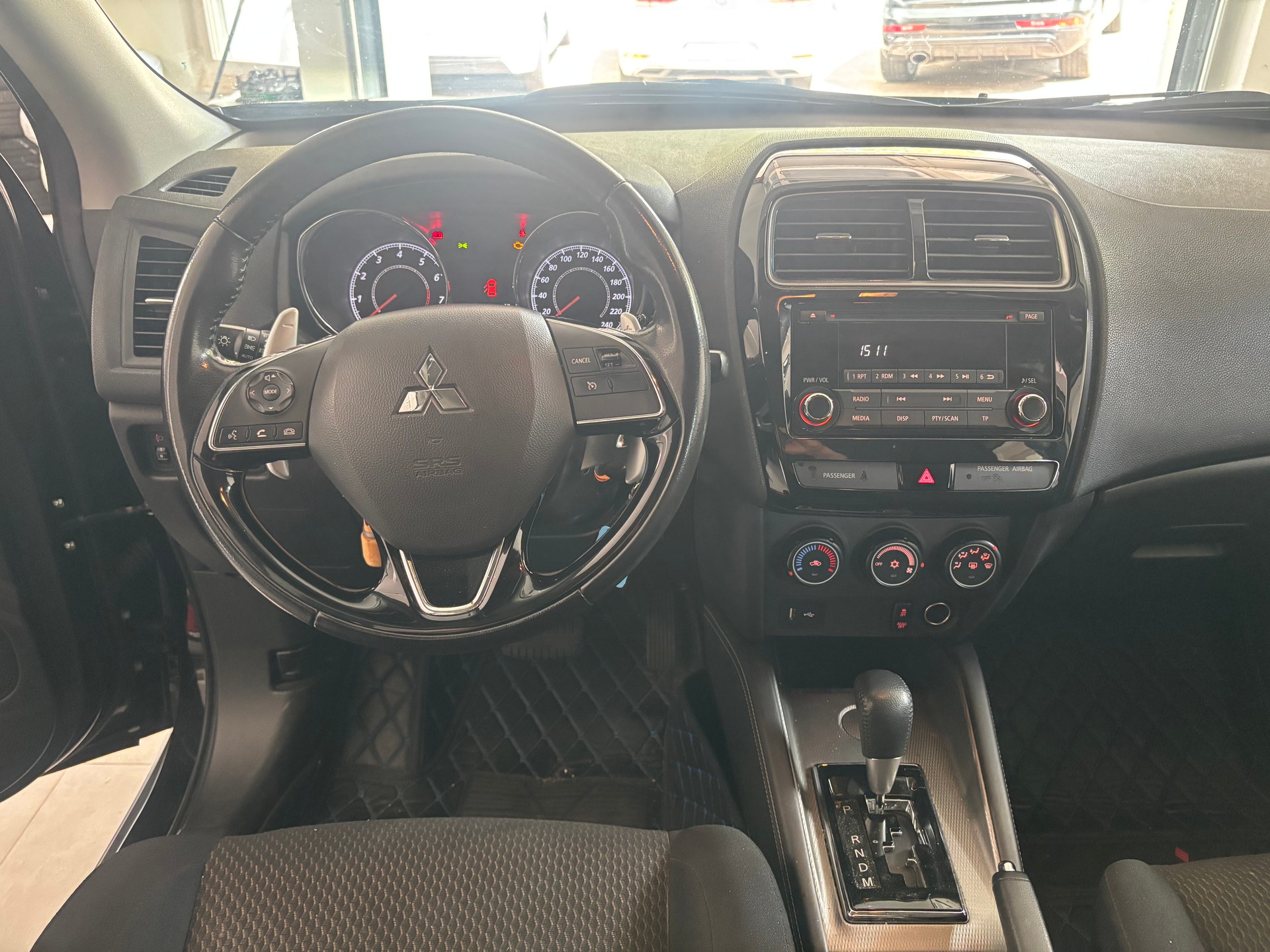 MITSUBISHI ASX 2.0 MIVEC Value 2WD Automat-image-13