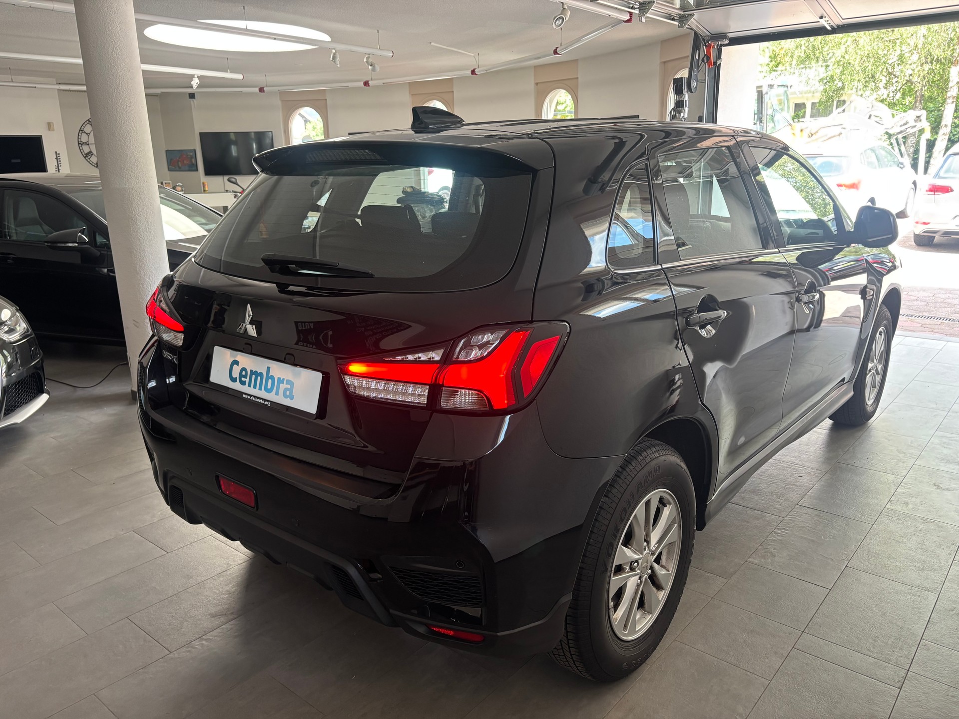 MITSUBISHI ASX 2.0 MIVEC Value 2WD Automat-image-4