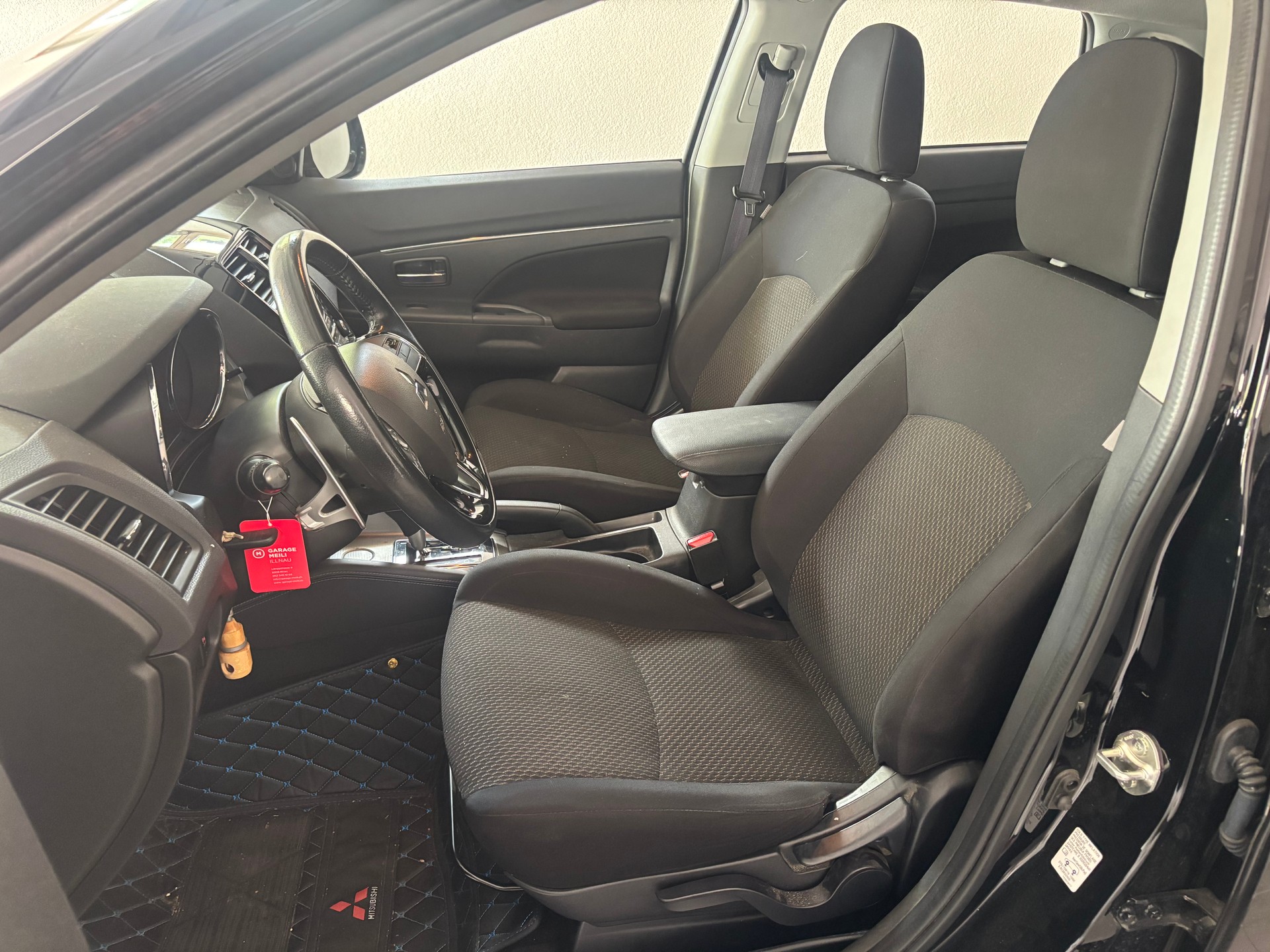 MITSUBISHI ASX 2.0 MIVEC Value 2WD Automat-image-12