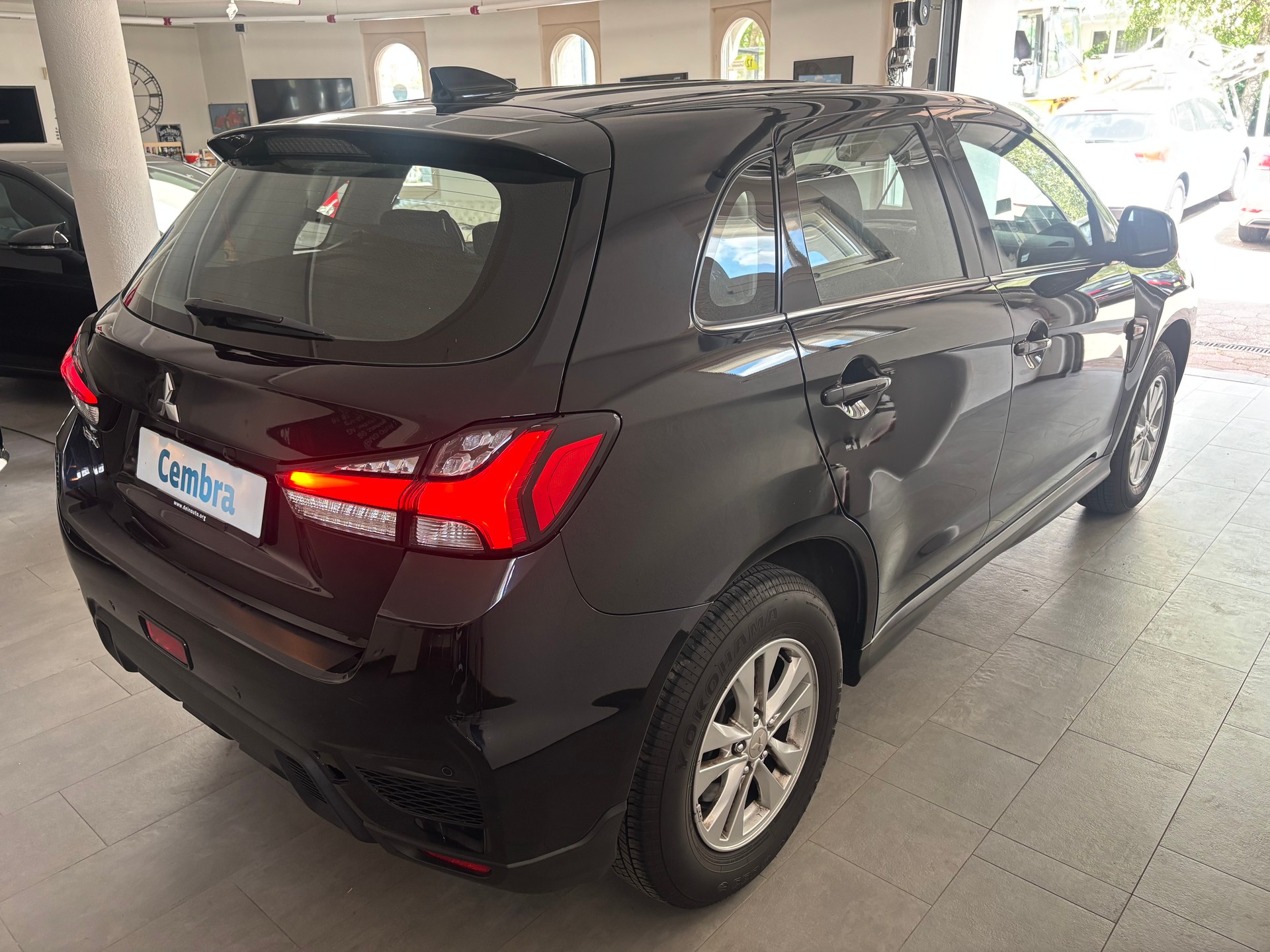 MITSUBISHI ASX 2.0 MIVEC Value 2WD Automat-image-5