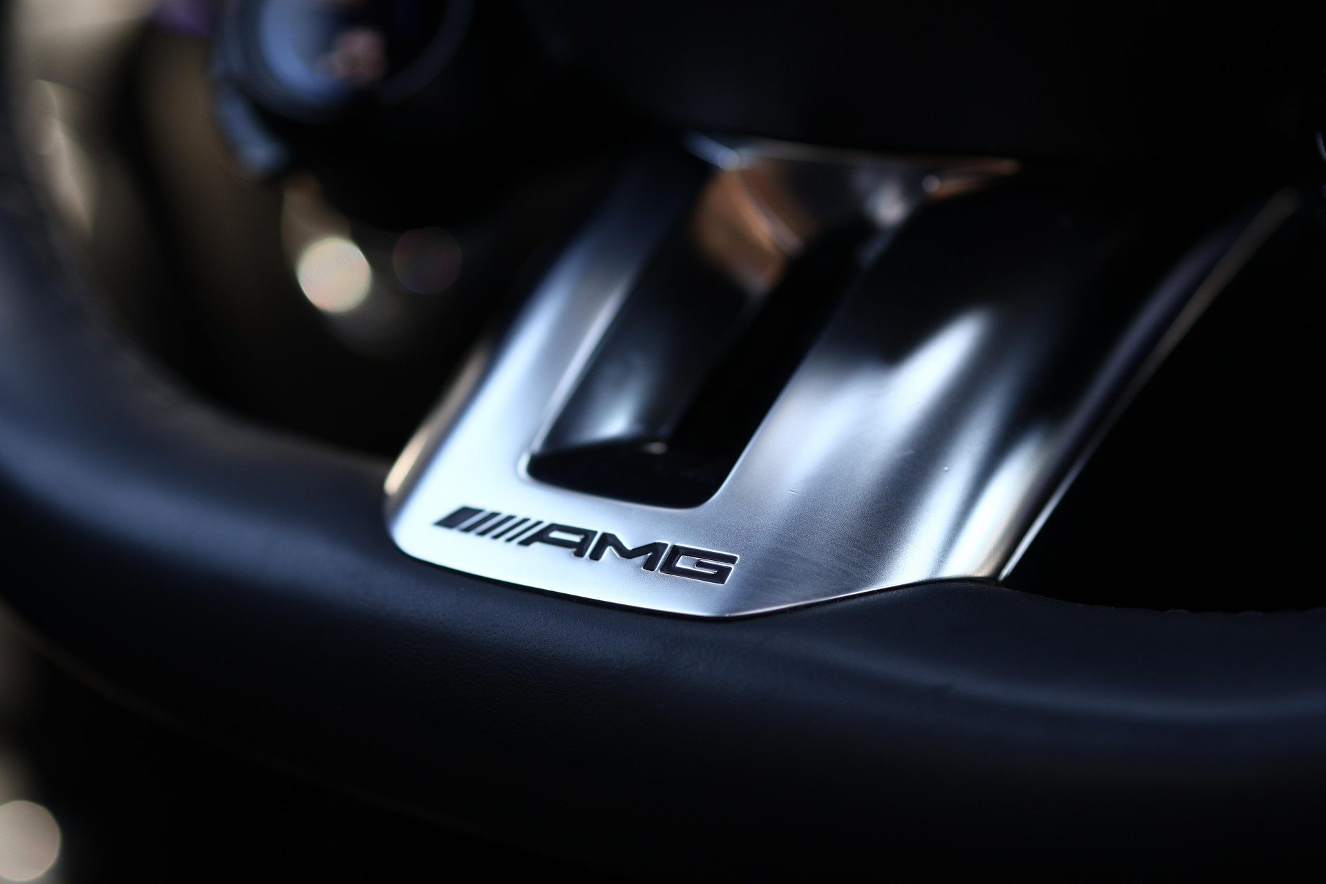 MERCEDES-BENZ C 43 AMG 4matic+ * Pack AMG Night * Panorama * 360° Kamera * Head-Up * Sitzlüftung *-image-20