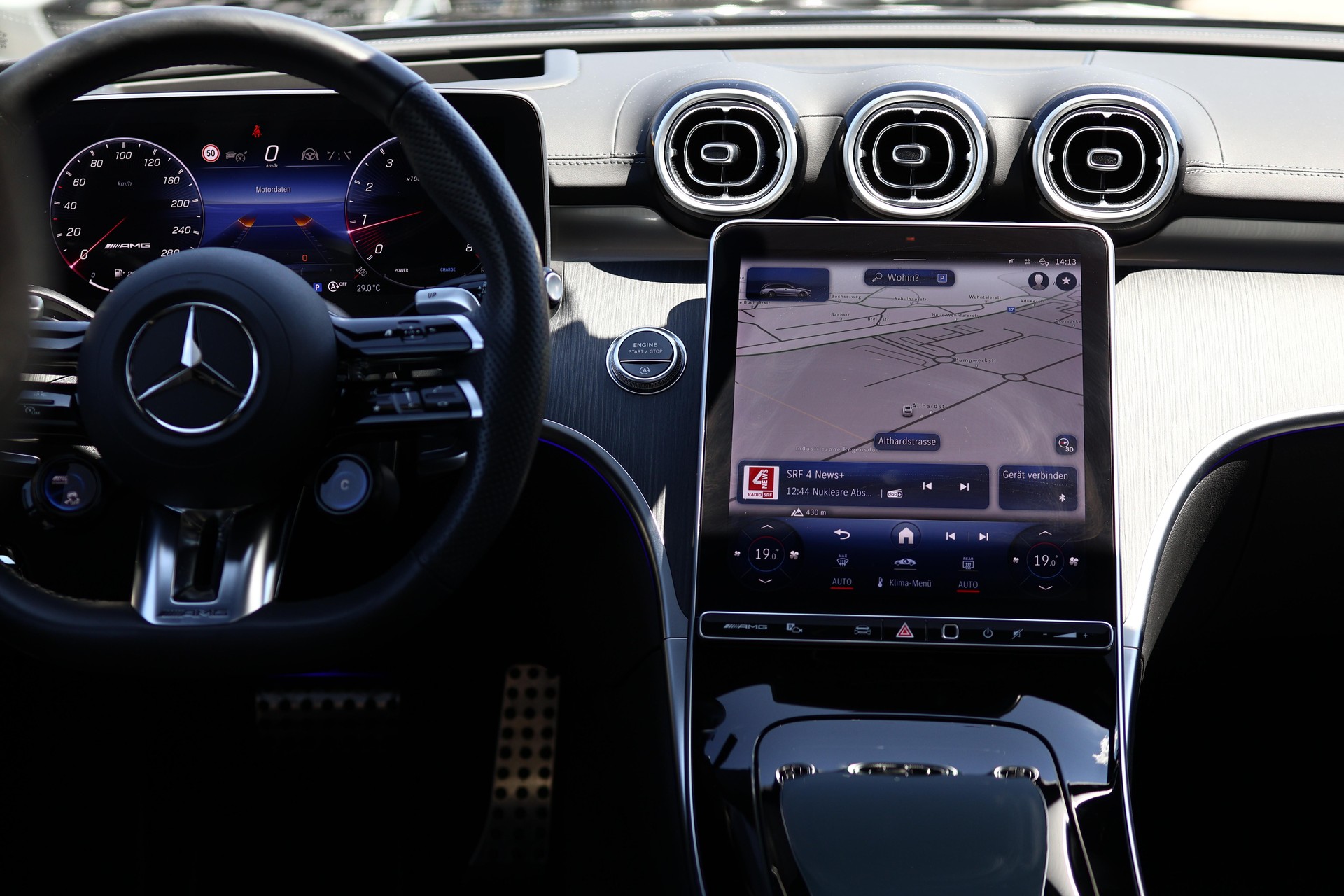 MERCEDES-BENZ C 43 AMG 4matic+ * Pack AMG Night * Panorama * 360° Kamera * Head-Up * Sitzlüftung *-image-16