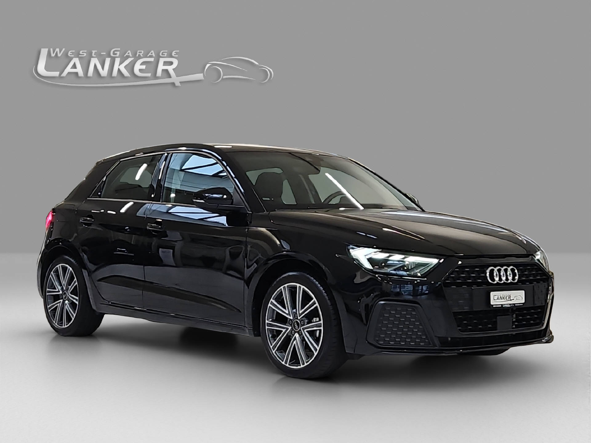 AUDI A1 Sportback 1.0 30 TFSI Attraction S-Tronic-showroom-element-1