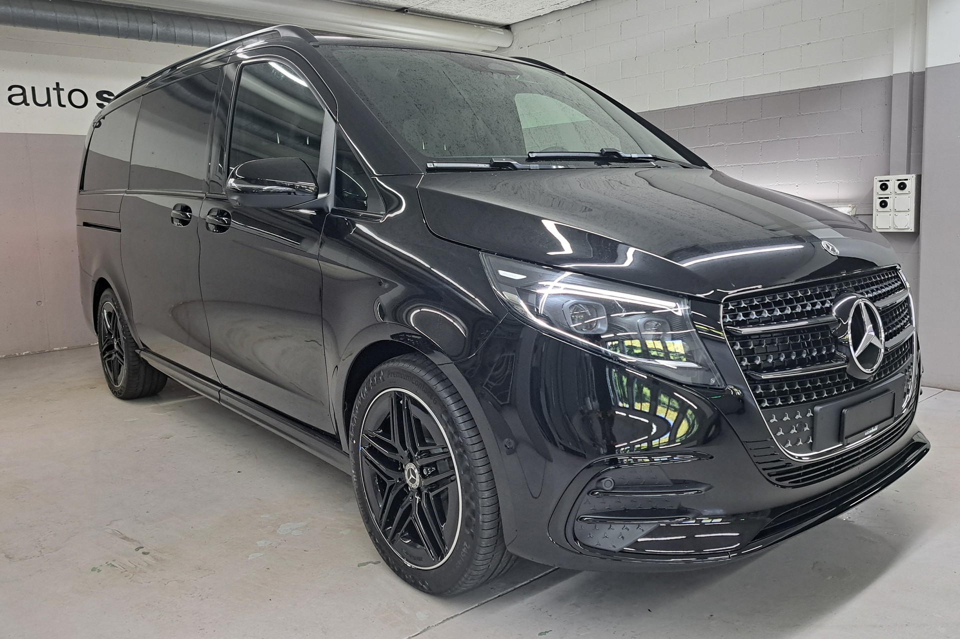 MERCEDES-BENZ V 300 d 4MATIC EXCLUSIVE Swiss Edition 3200mm L
