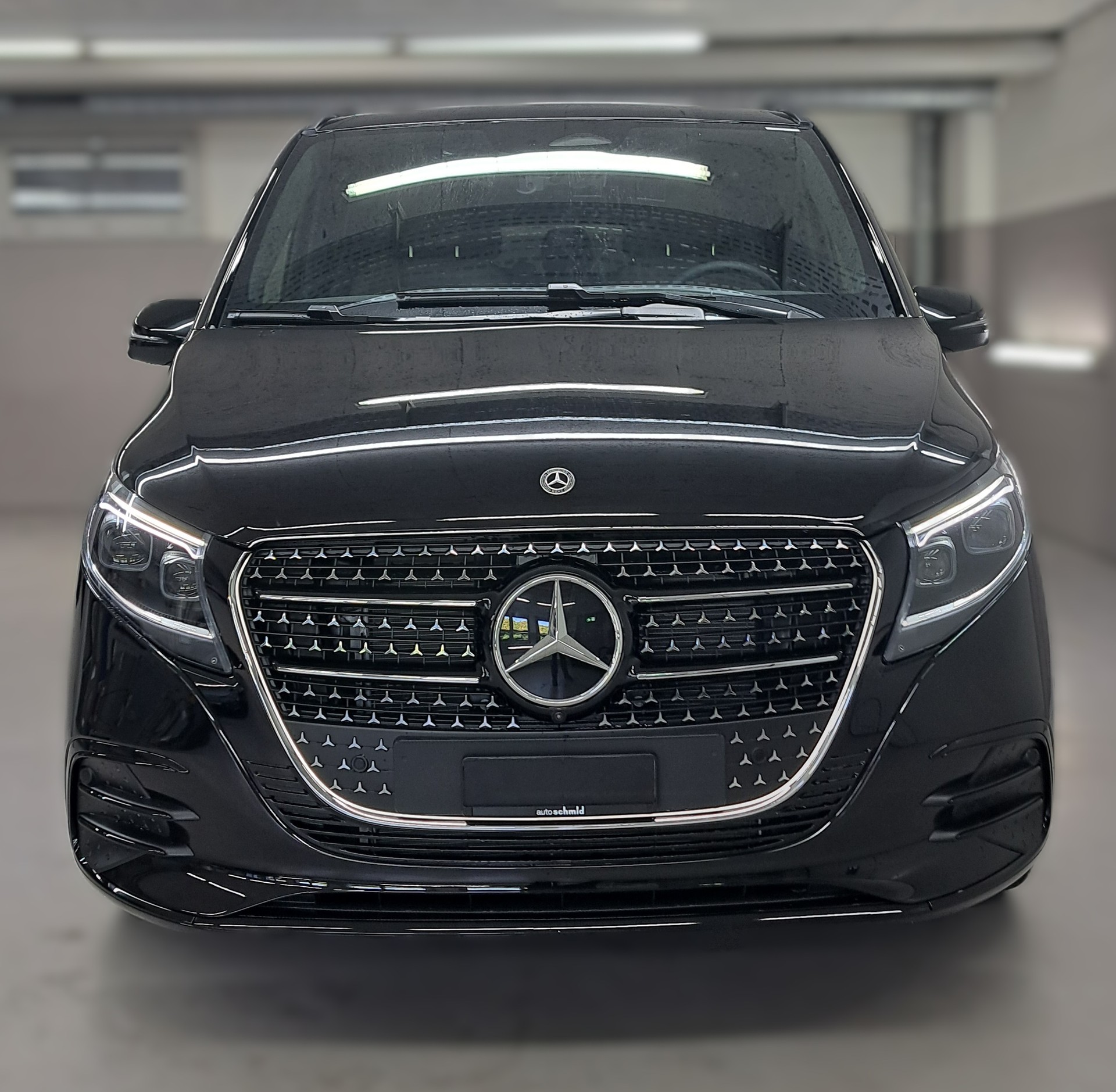 MERCEDES-BENZ V 300 d 4MATIC EXCLUSIVE Swiss Edition 3200mm L-image-6