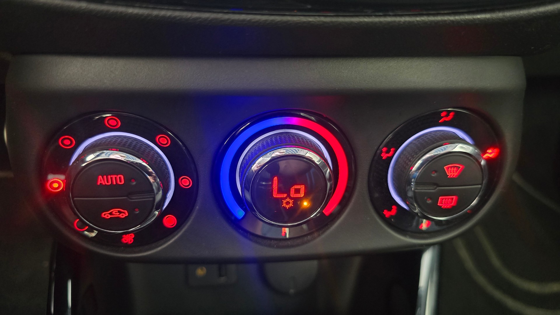 OPEL Adam 1.0 ecoFLEX Turbo SLAM-image-15