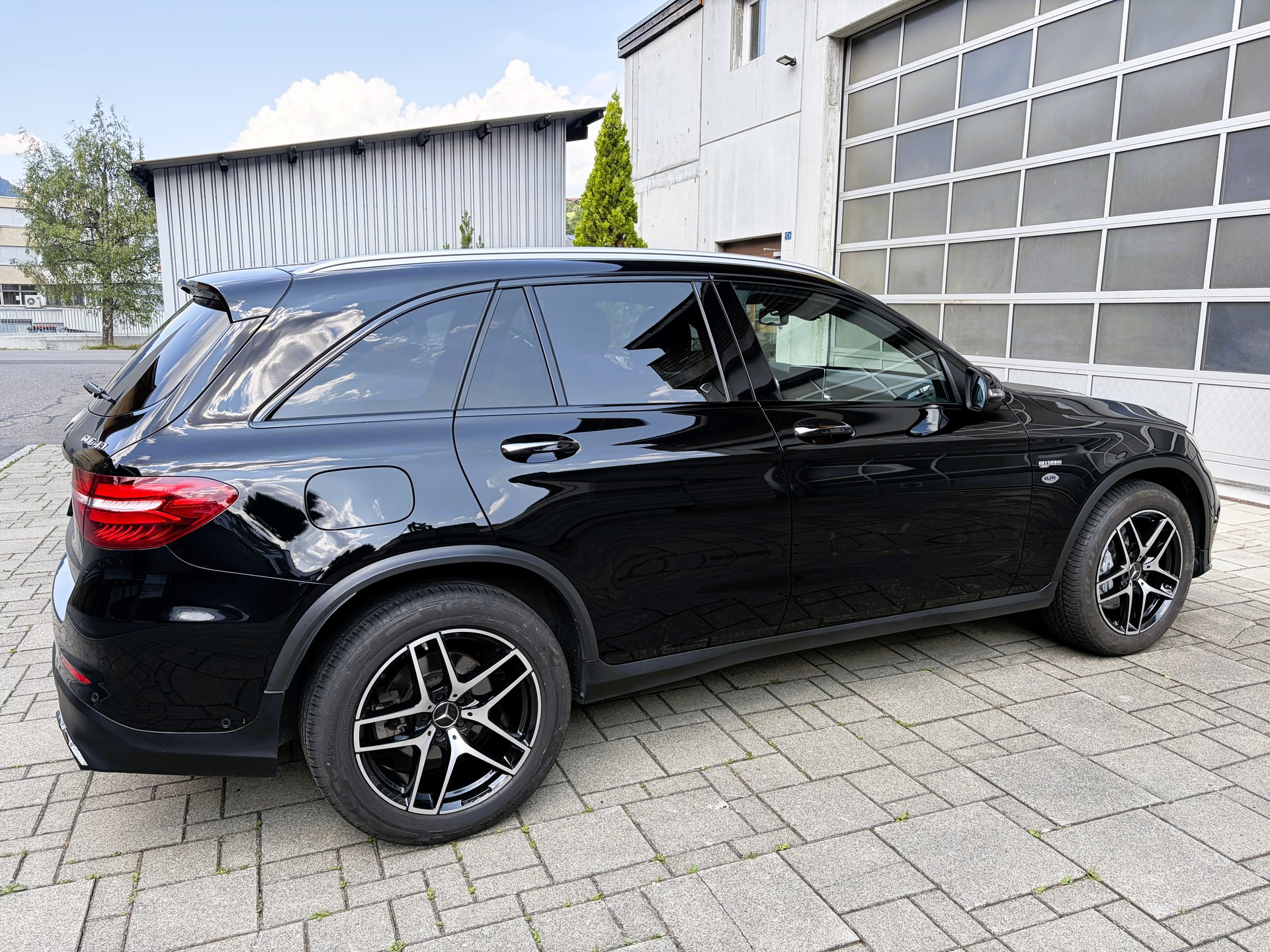 MERCEDES-BENZ GLC 43 AMG 4m-image-1