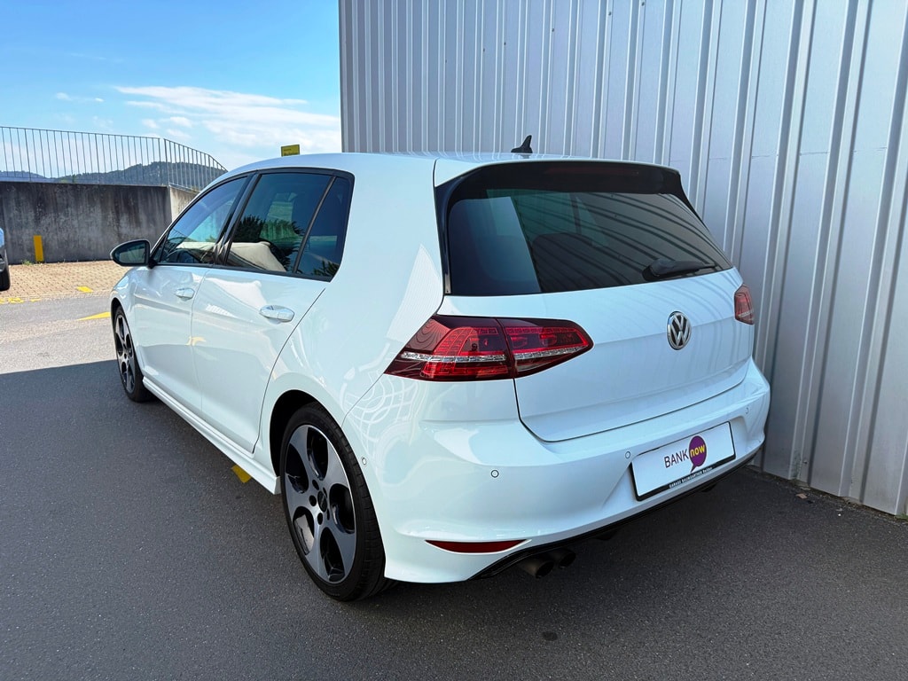 VW Golf 1.4 TSI R-Line Design DSG-image-3