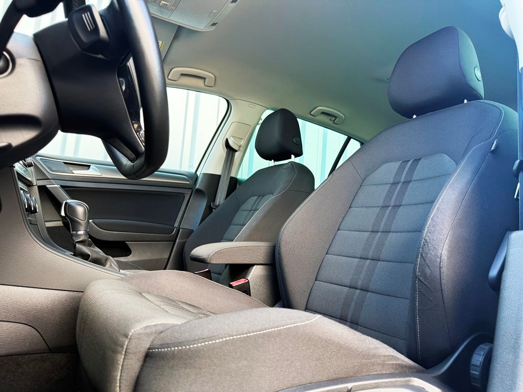 VW Golf 1.4 TSI R-Line Design DSG-image-9