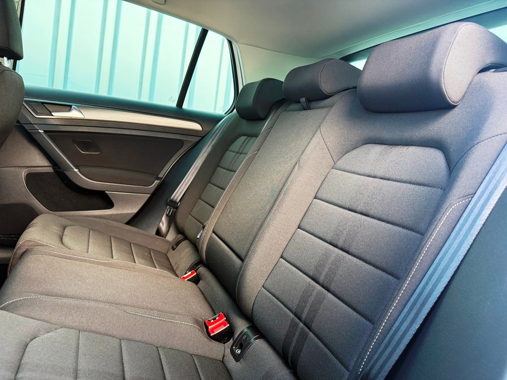 VW Golf 1.4 TSI R-Line Design DSG-image-10