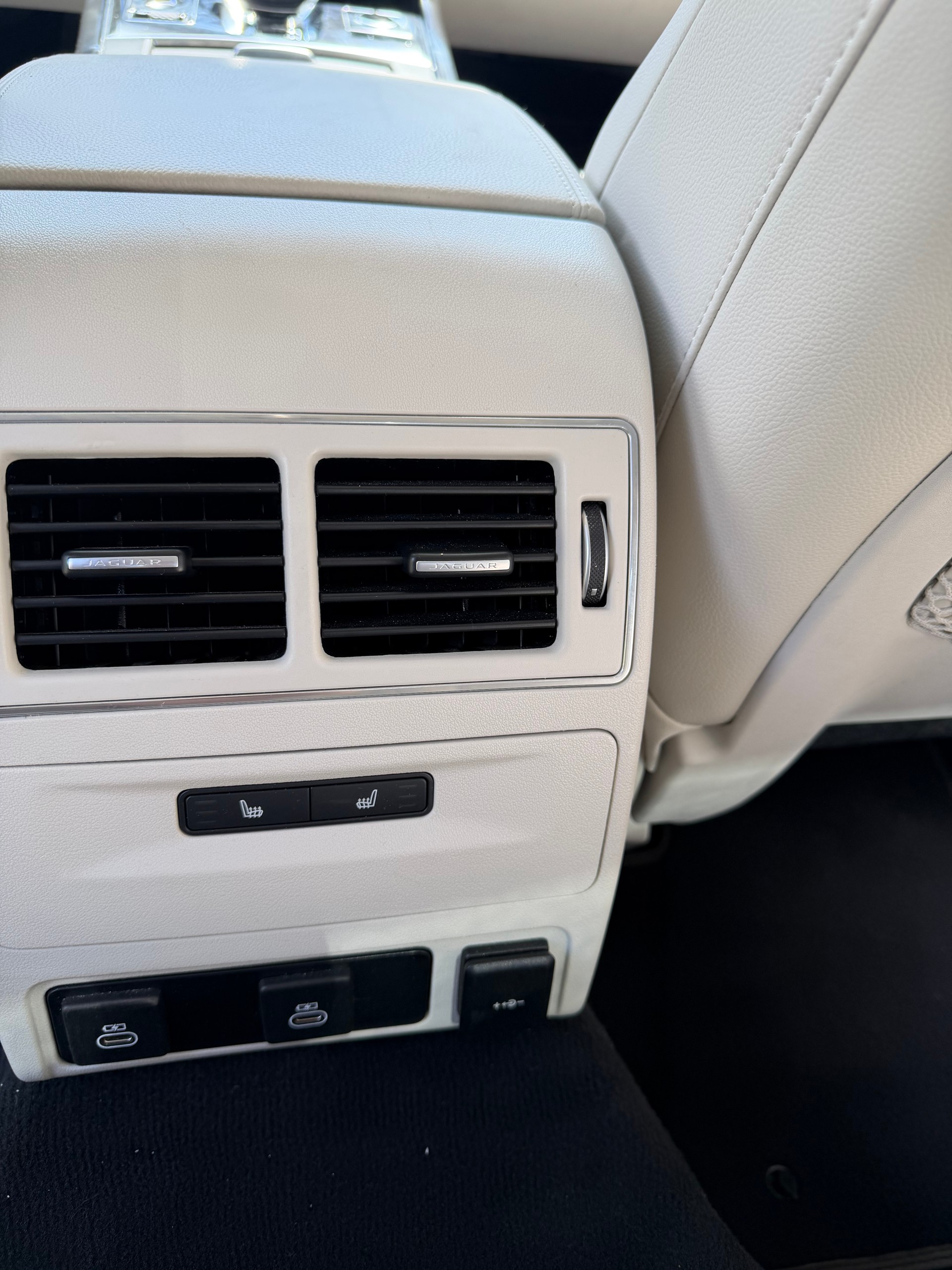JAGUAR Jaguar XF P300 AWD-image-9