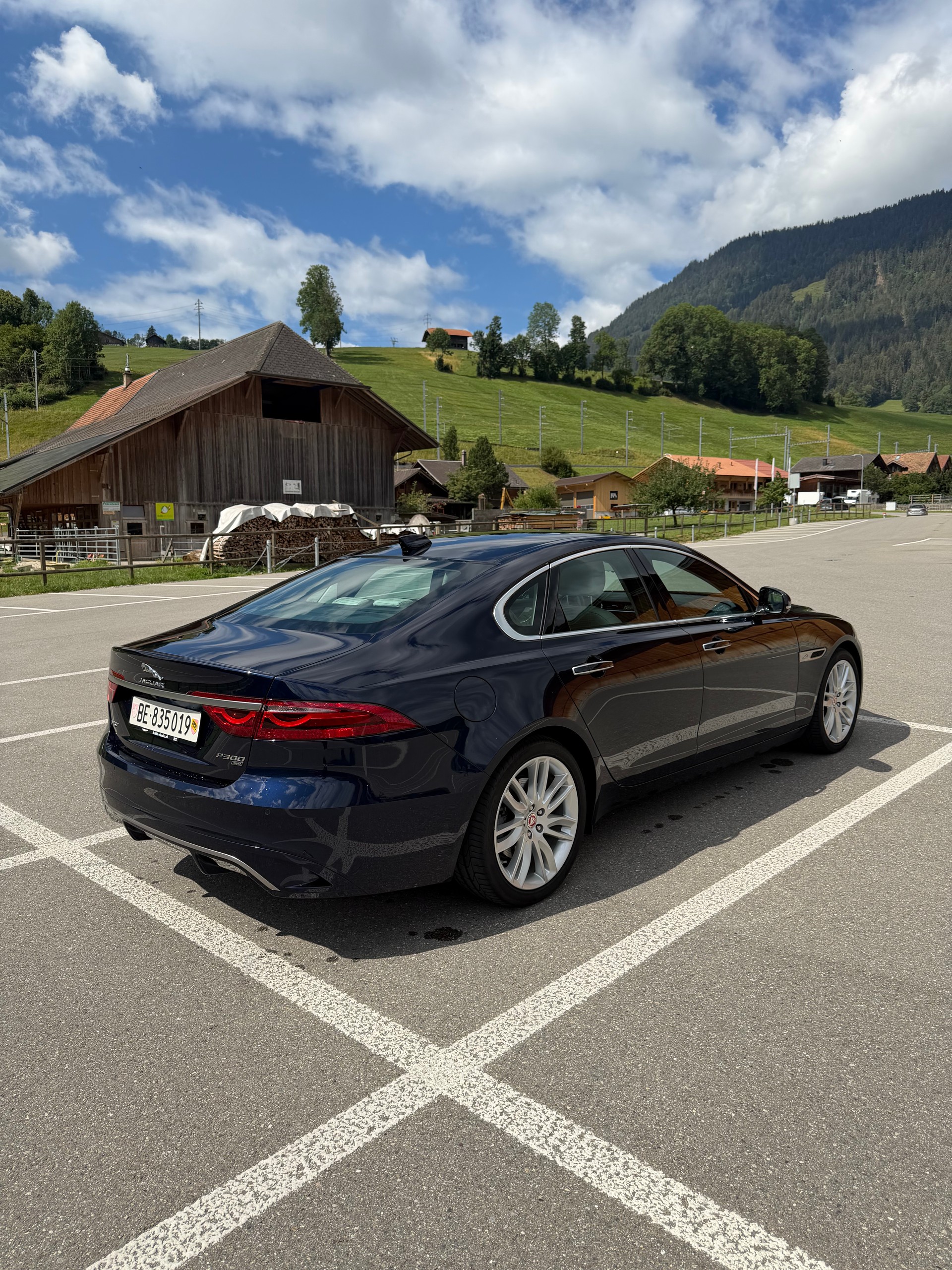 JAGUAR Jaguar XF P300 AWD-image-5