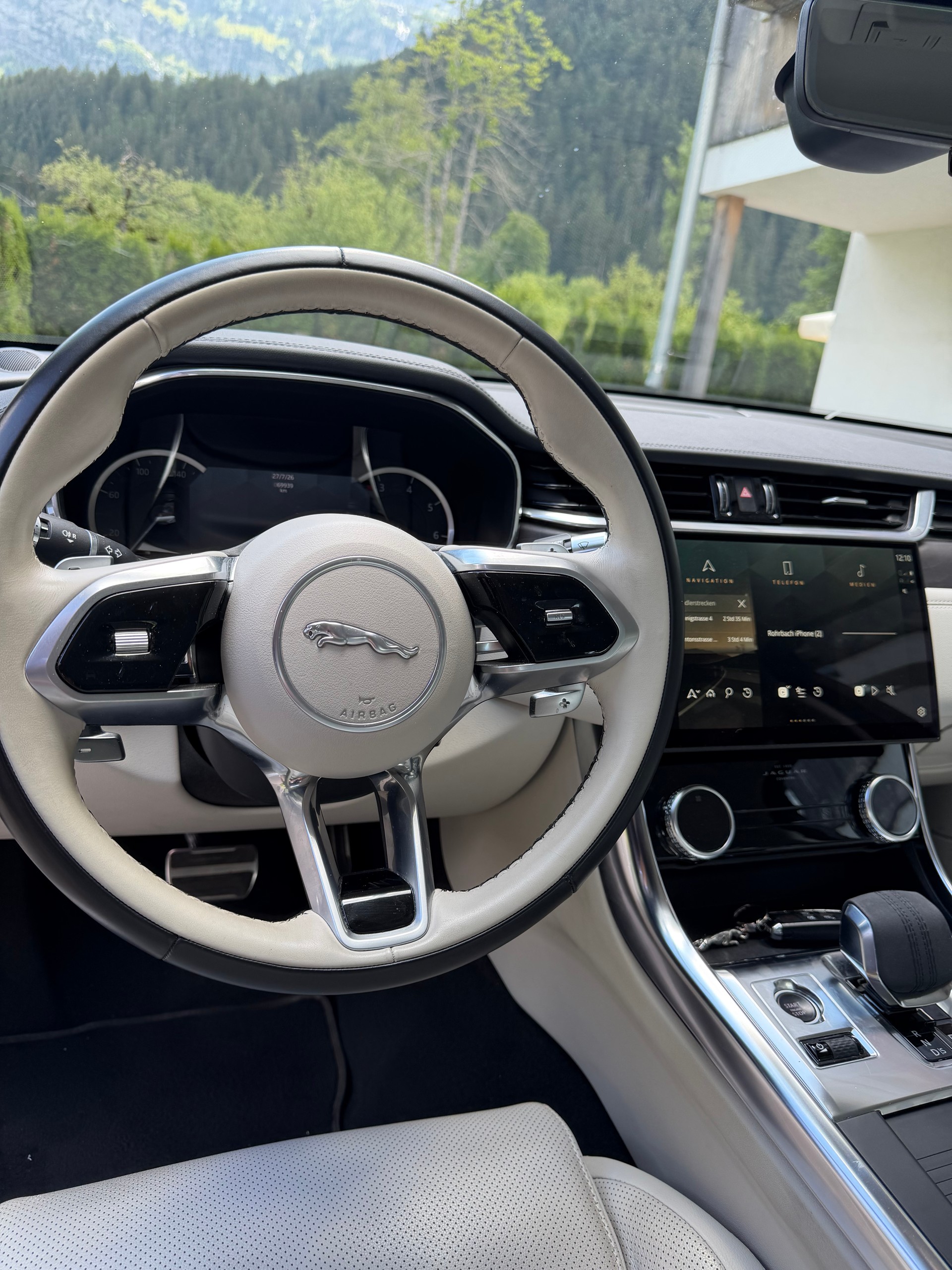 JAGUAR Jaguar XF P300 AWD-image-6