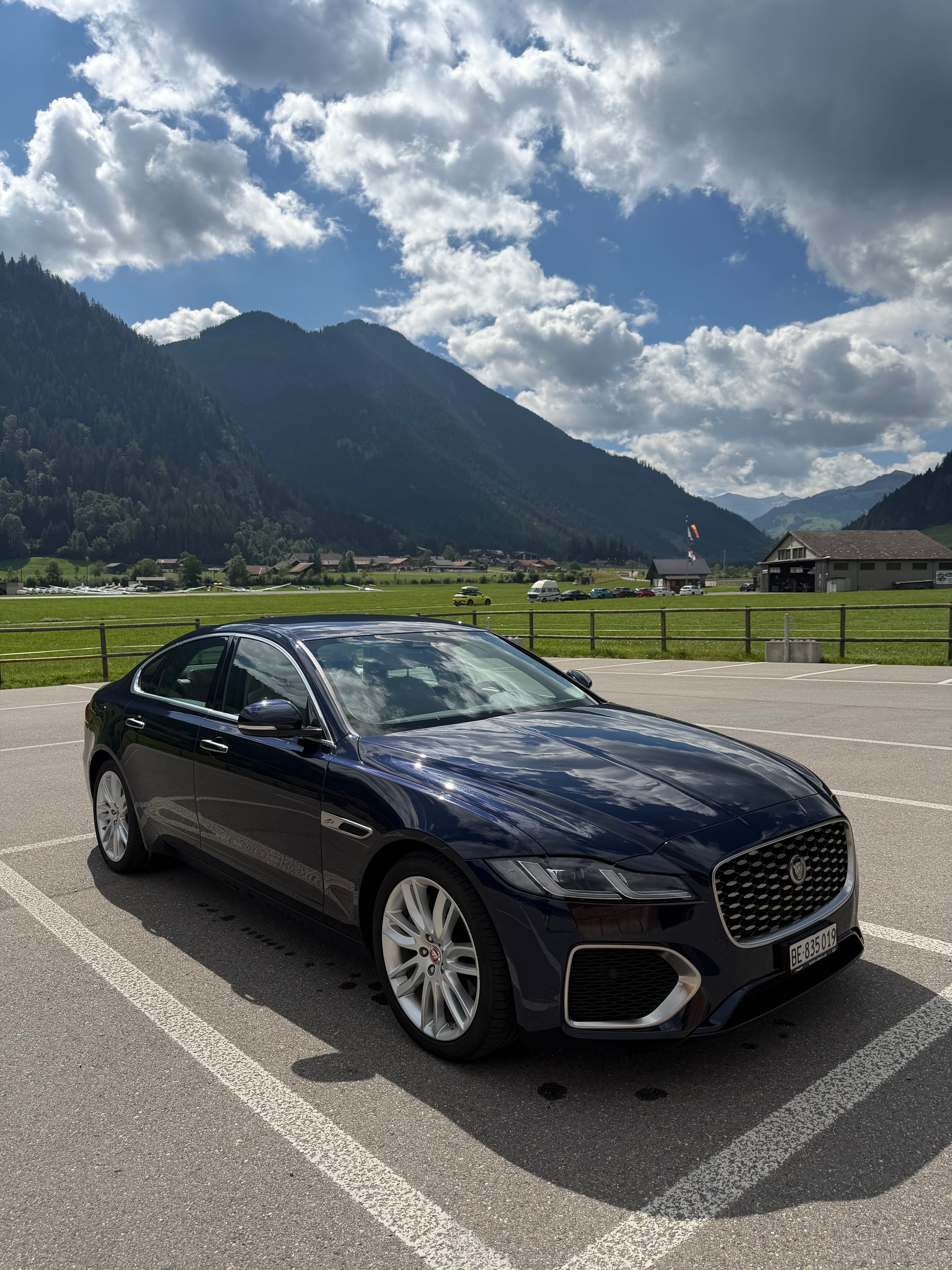 JAGUAR Jaguar XF P300 AWD-image-0