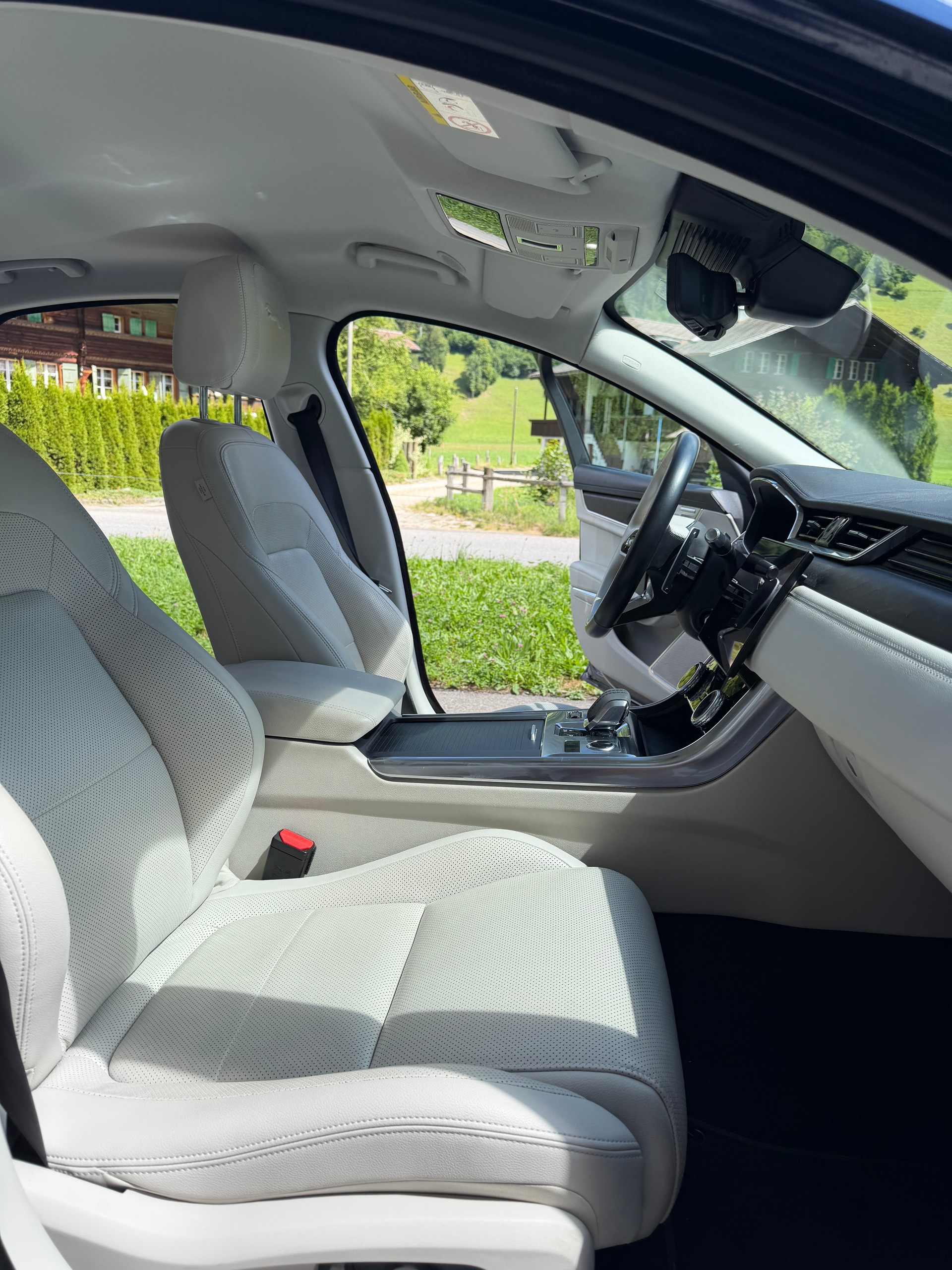 JAGUAR Jaguar XF P300 AWD-image-10