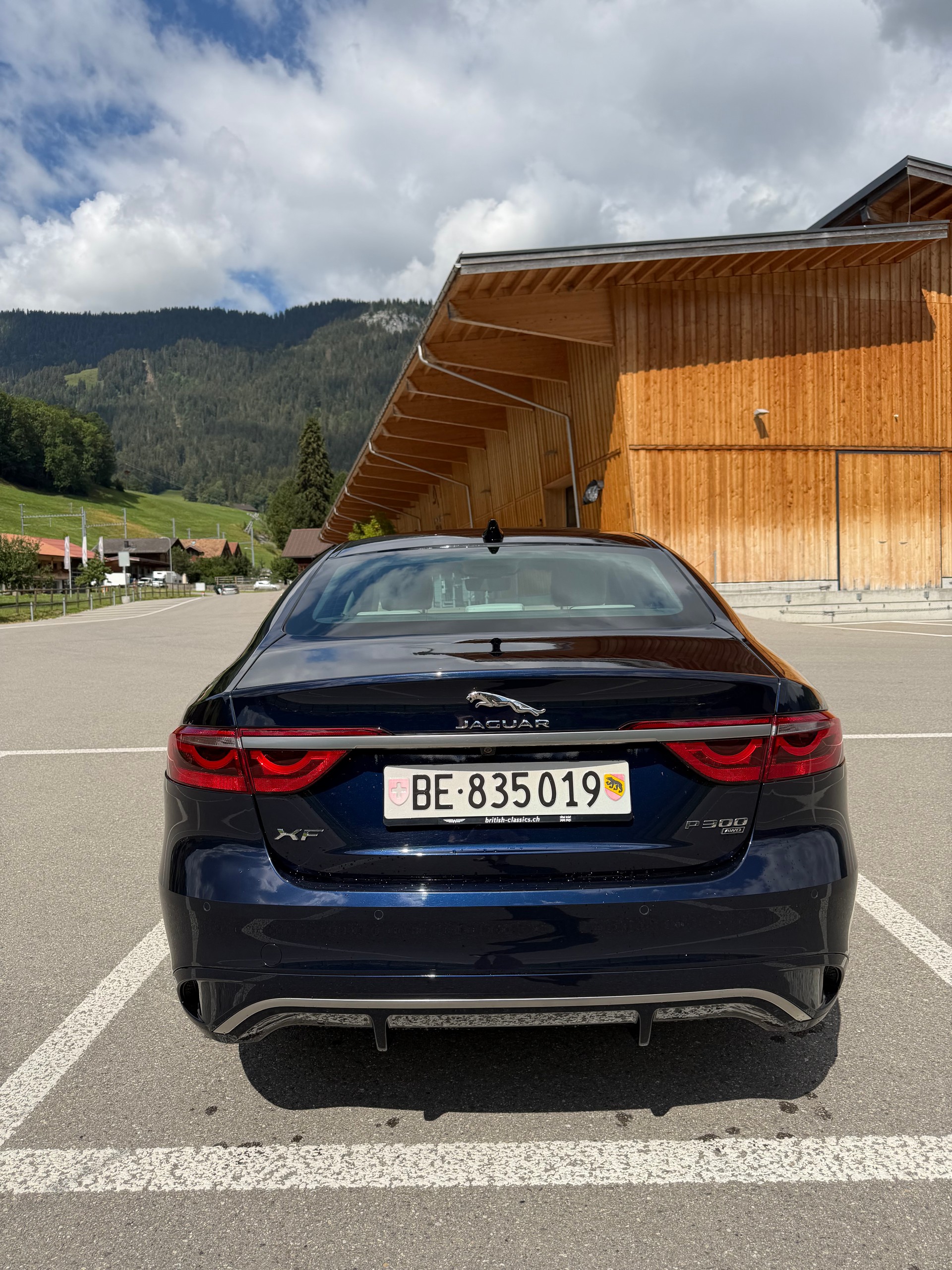 JAGUAR Jaguar XF P300 AWD-image-4